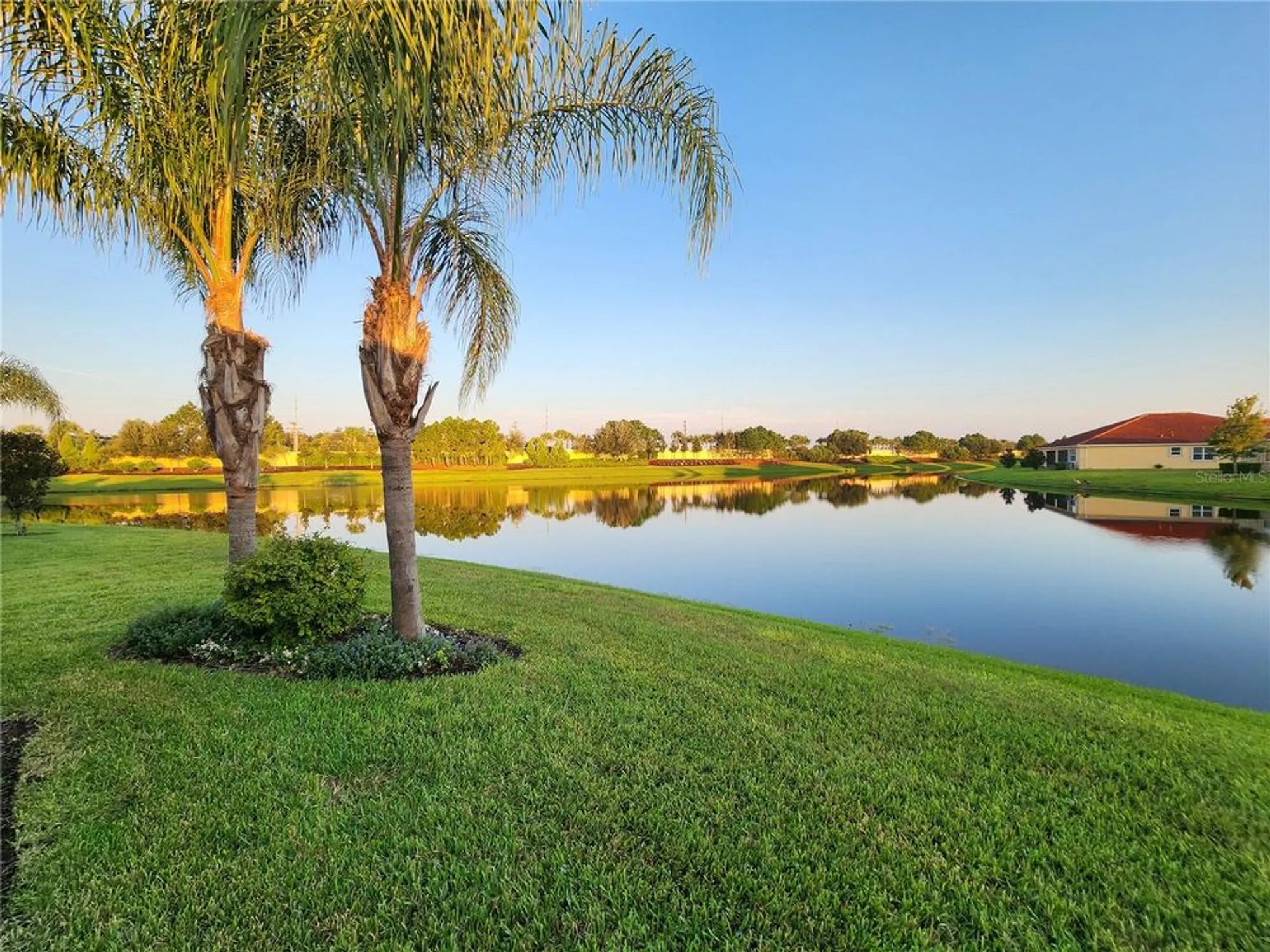 Property Slideshow image 3 of 87 | 4938 grand banks dr, Wimauma, FL, 33598