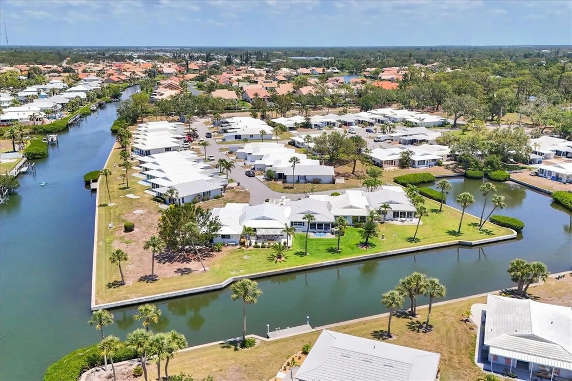 Property Slideshow image 48 of 53 | 608 fair winds dr, Nokomis, FL, 34275