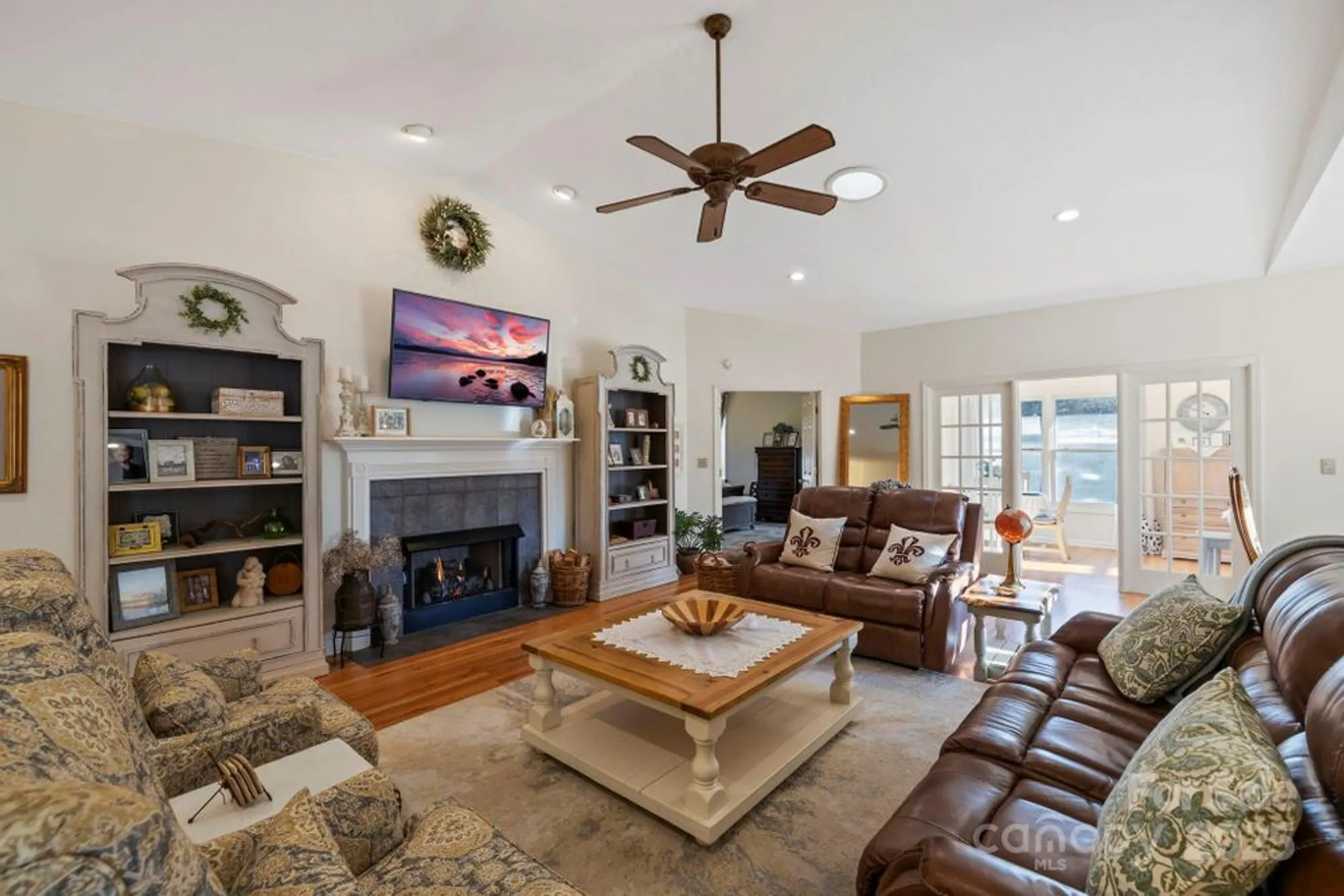 Property Slideshow image 7 of 32 | 24 country meadows ln, Hendersonville, NC, 28792