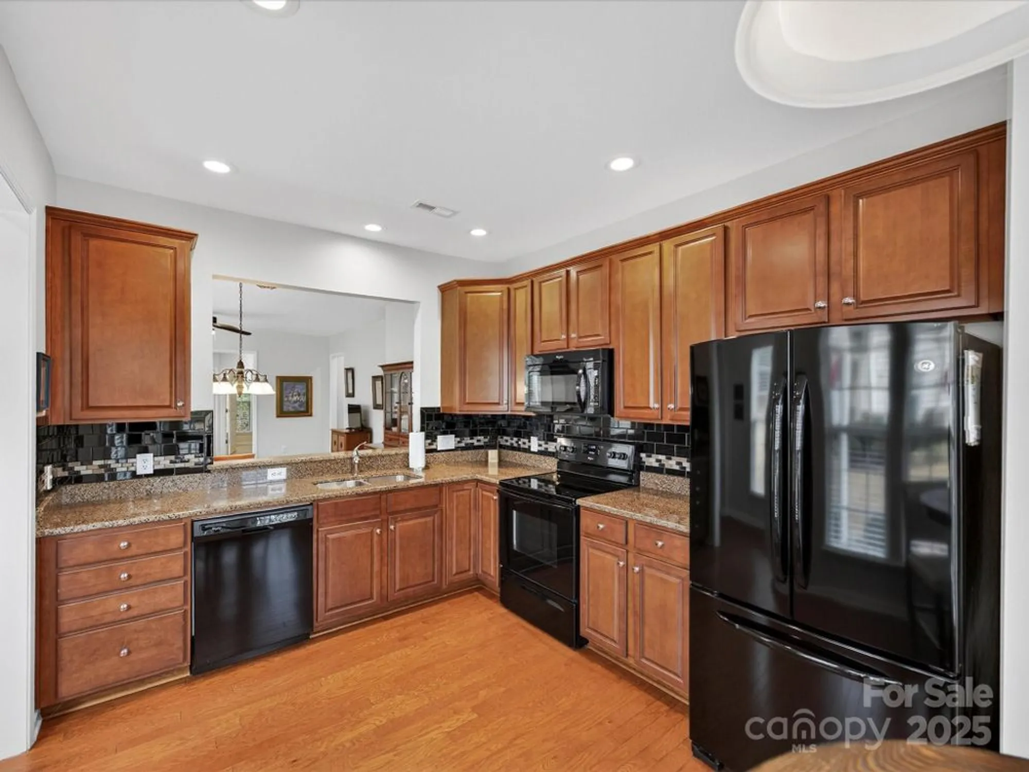 Property Slideshow image 15 of 27 | 9009 smokey hill ln, Fort Mill, SC, 29707