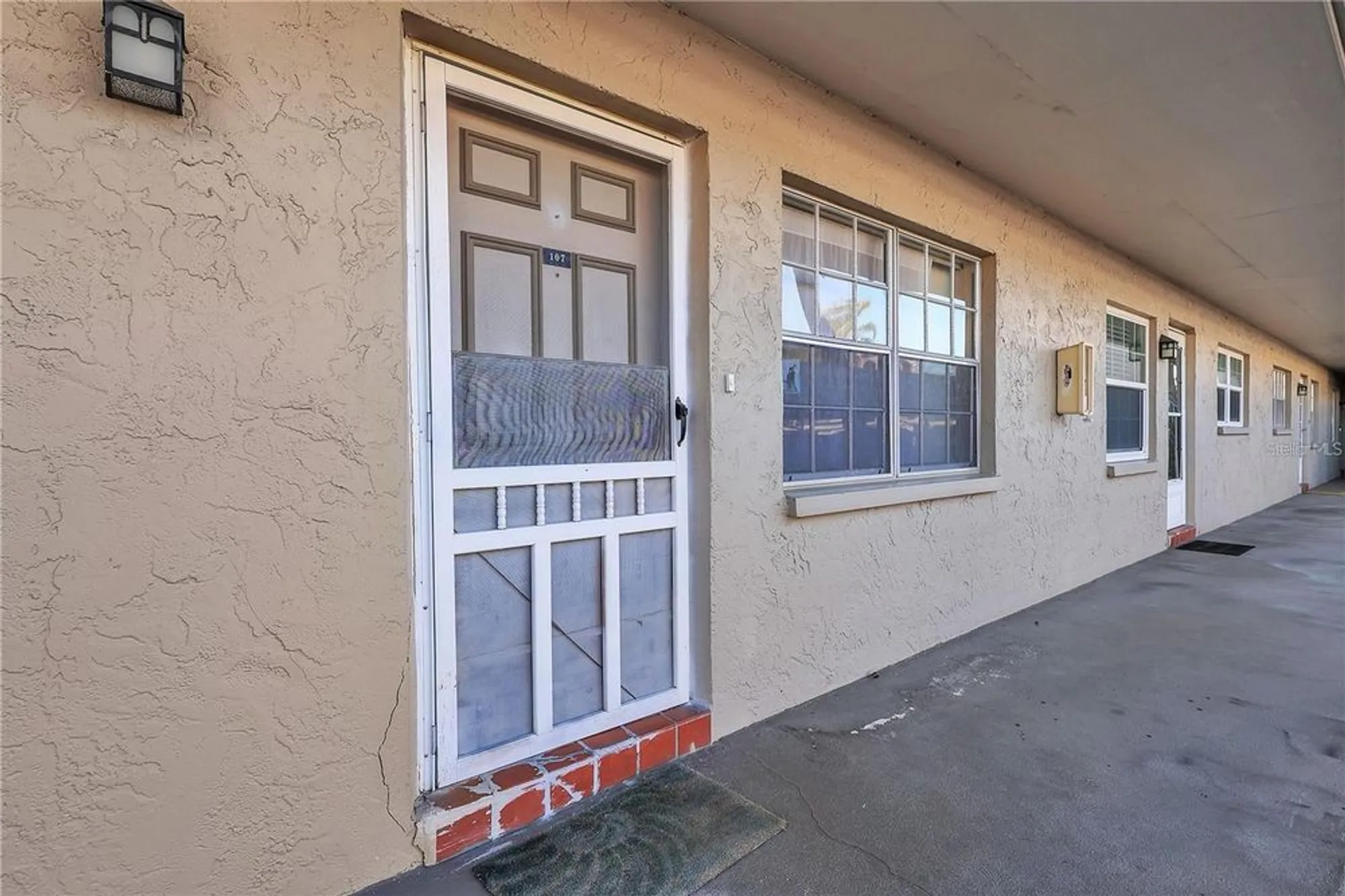 Property Slideshow image 9 of 30 | 960 virginia st apt 107, Dunedin, FL, 34698