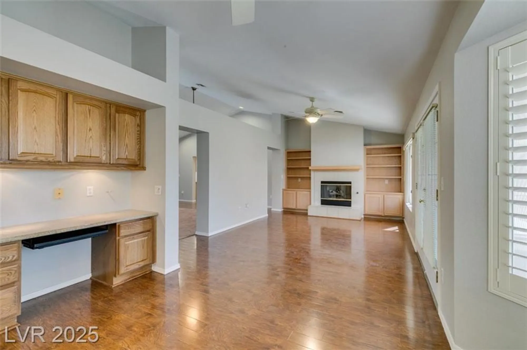 Property Slideshow image 18 of 31 | 10009 netherton dr, Las Vegas, NV, 89134