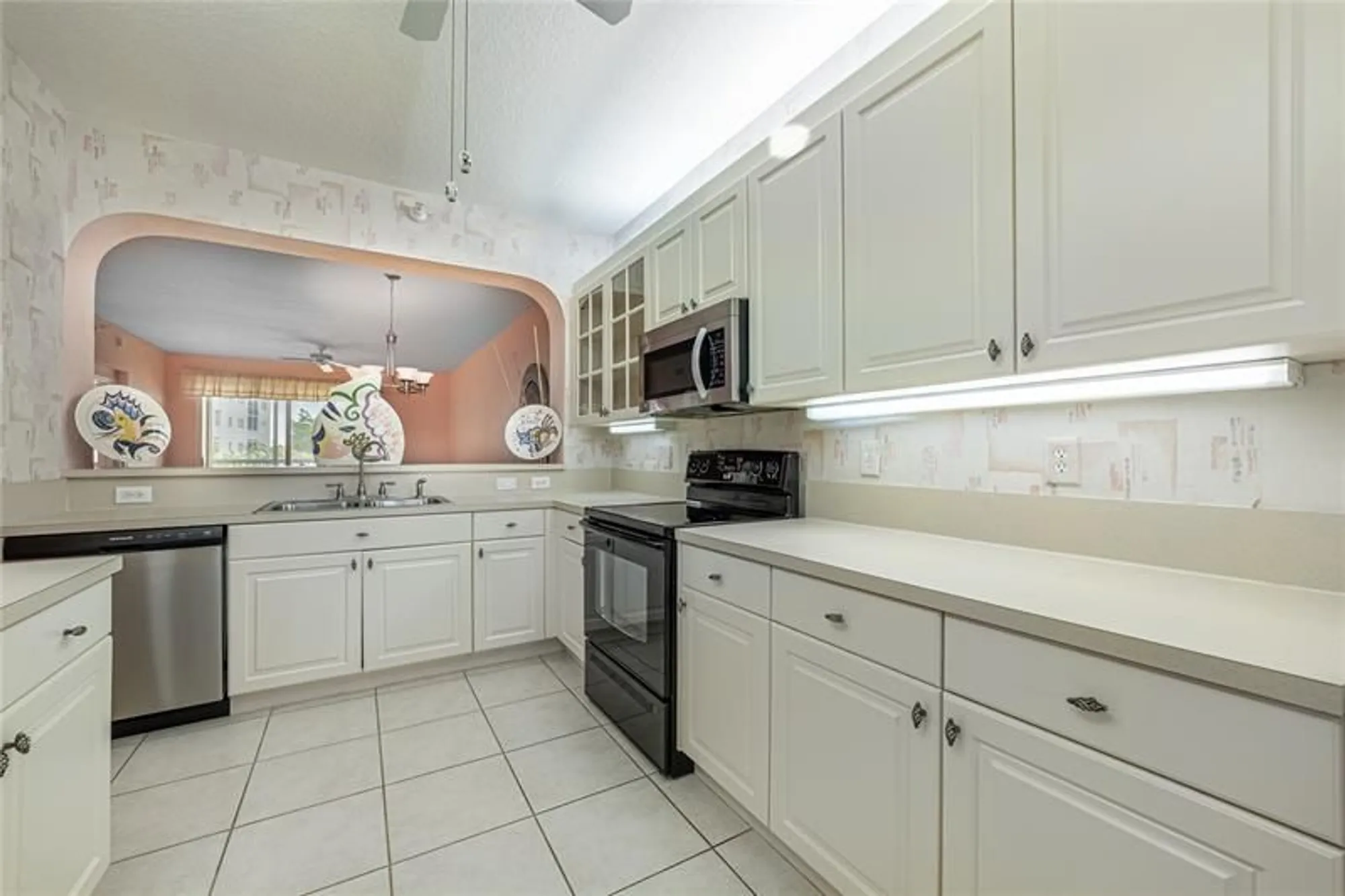 Property Slideshow image 6 of 39 | 7739 southampton ter 202, Tamarac, FL, 33321