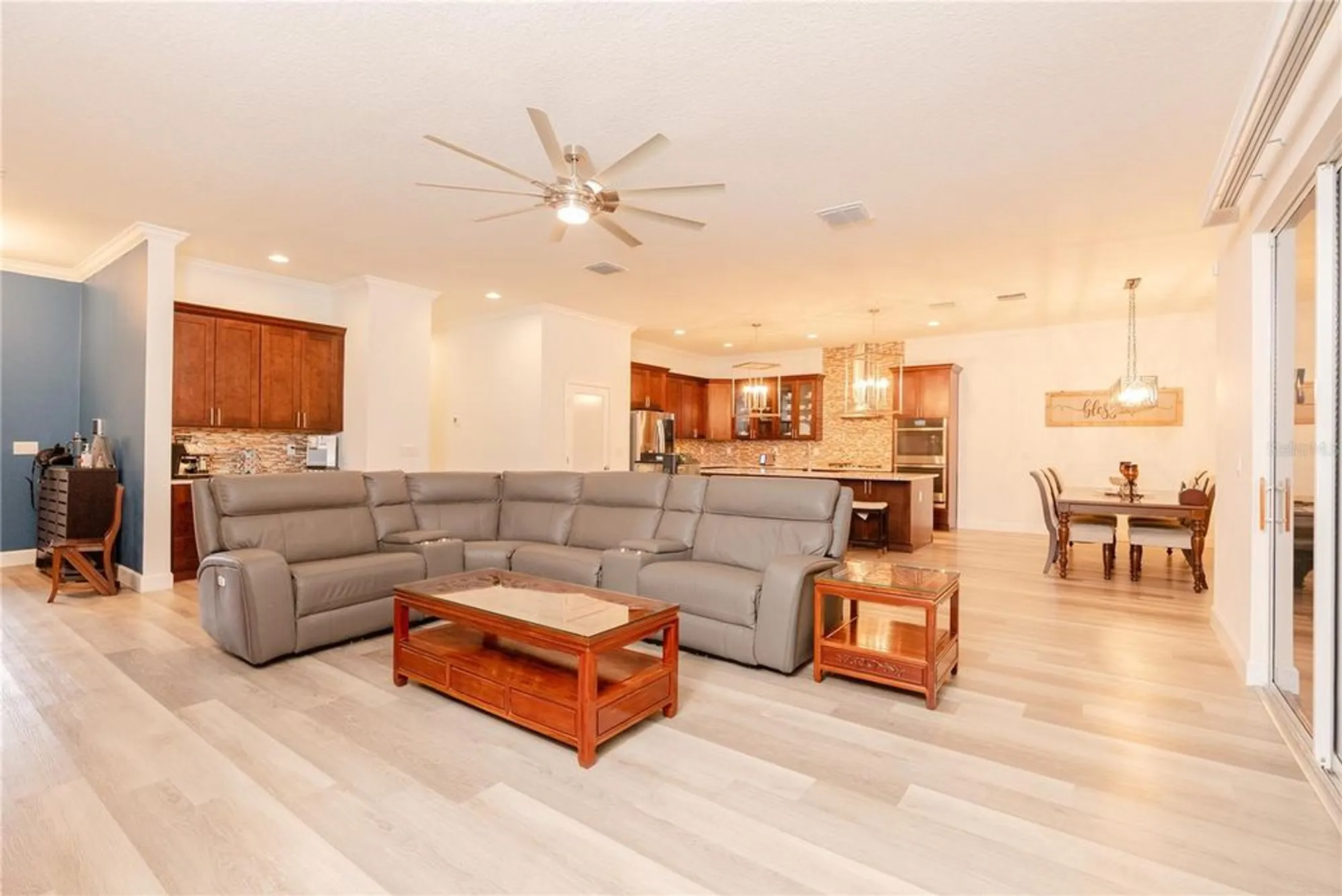 Property Slideshow image 7 of 37 | 30101 bretton loop, Mount Dora, FL, 32757