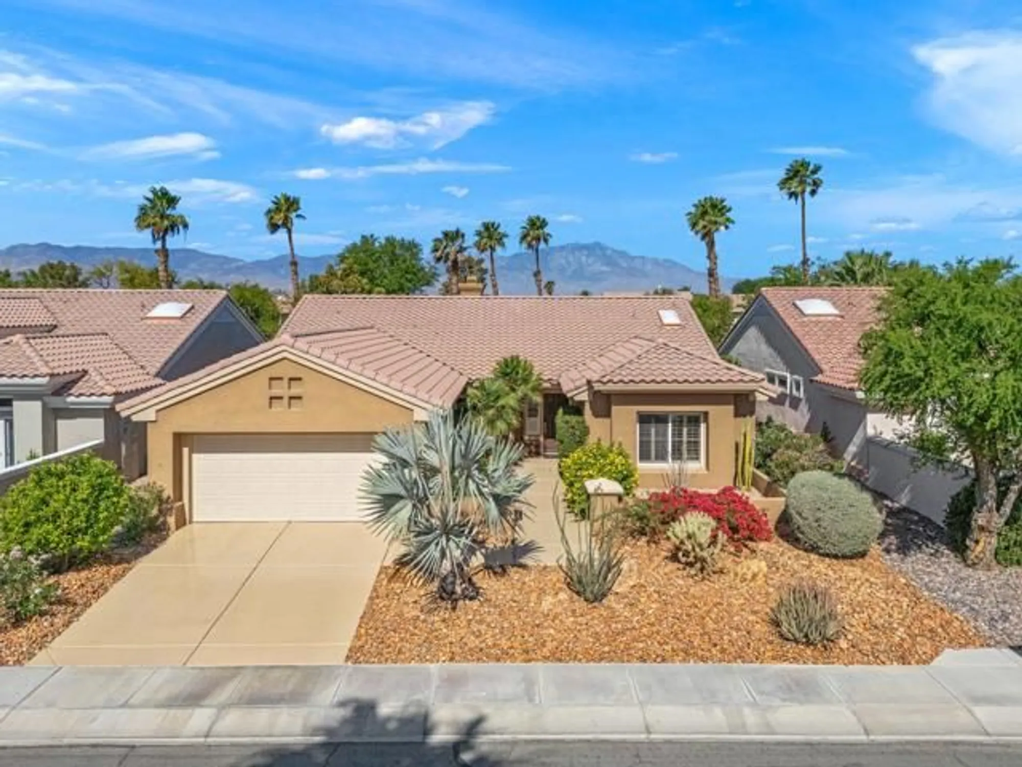 Property Slideshow image 2 of 51 | 37383 westridge ave, Palm Desert, CA, 92211