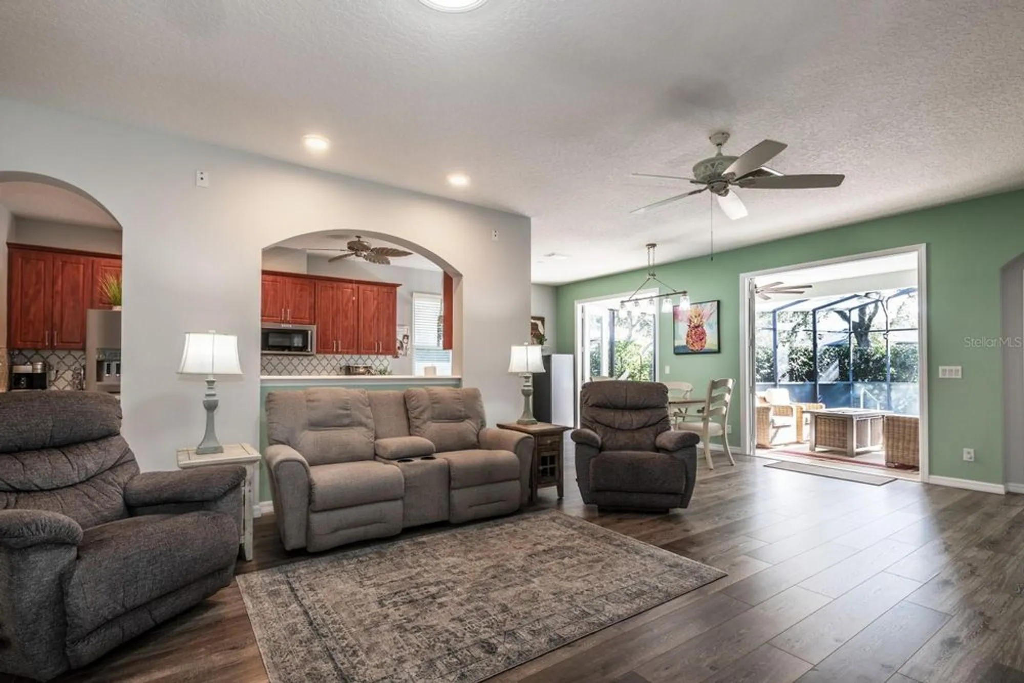 Property Slideshow image 5 of 23 | 27400 orchid glade st, Leesburg, FL, 34748