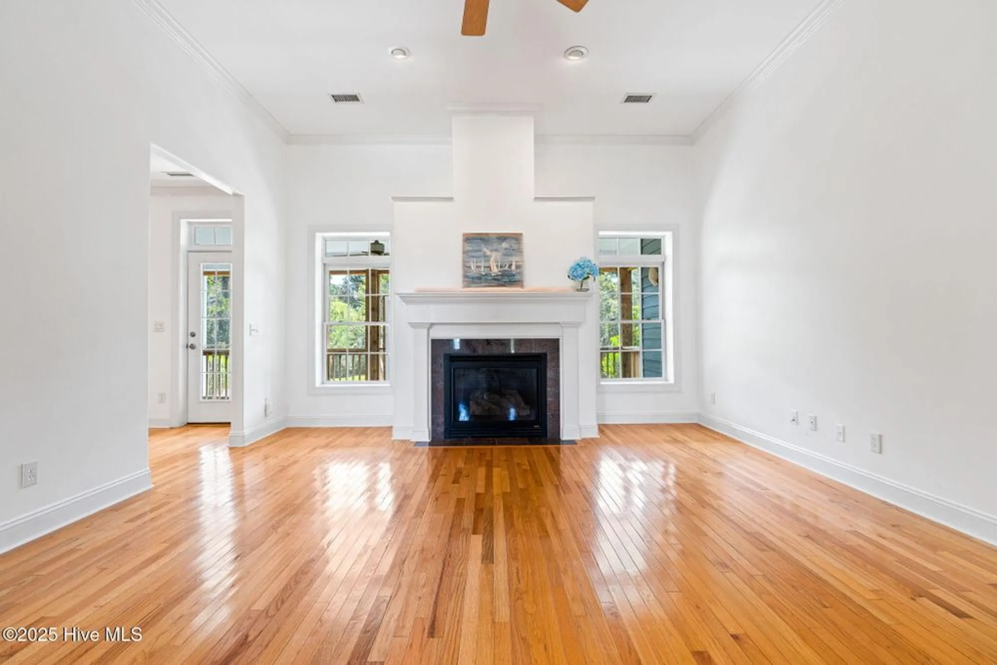 Property Slideshow image 12 of 77 | 4405 bluffan ct, Southport, NC, 28461
