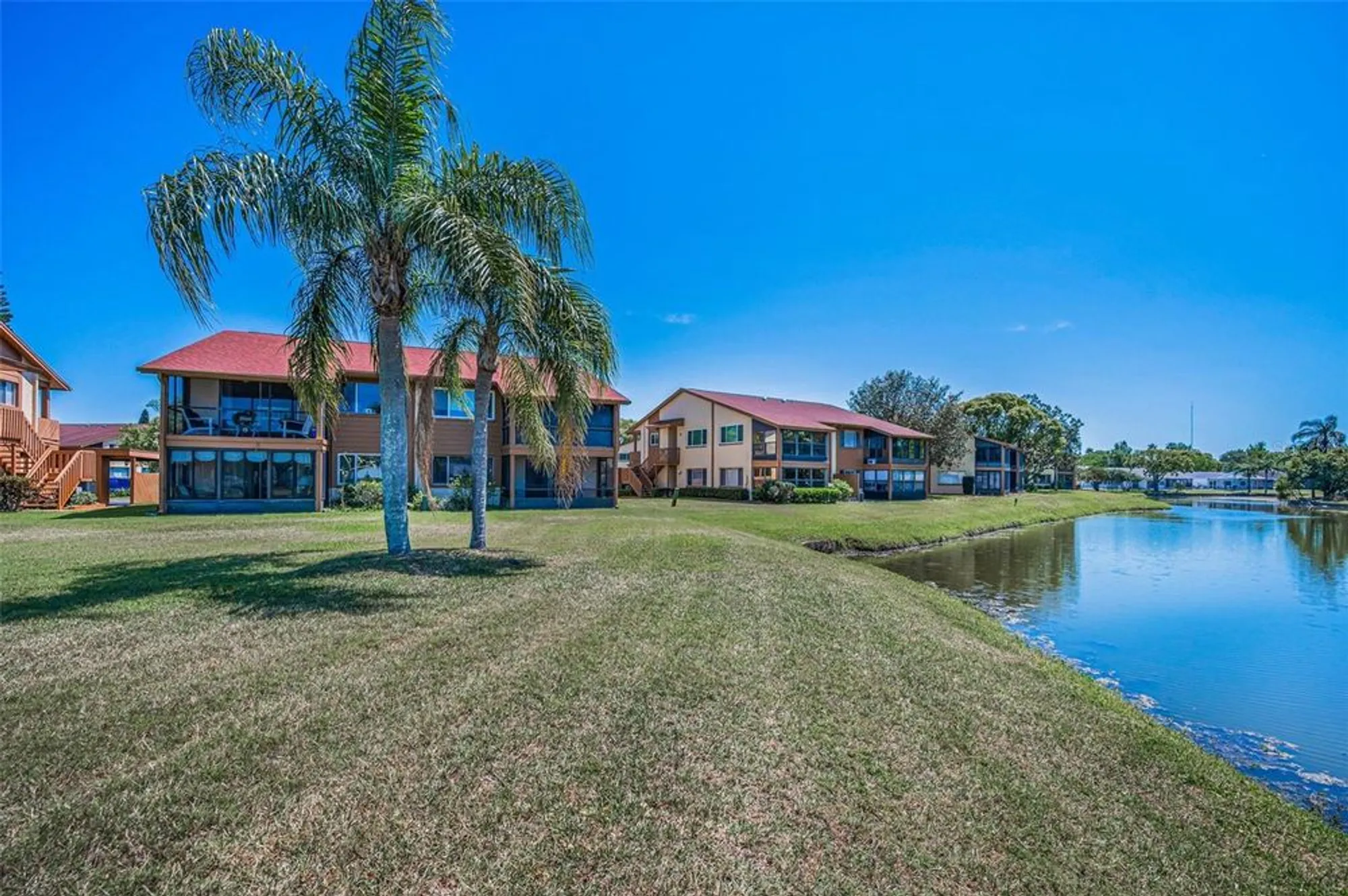 Property Slideshow image 14 of 89 | 3847 lighthouse way # 3847, New Port Richey, FL, 34652
