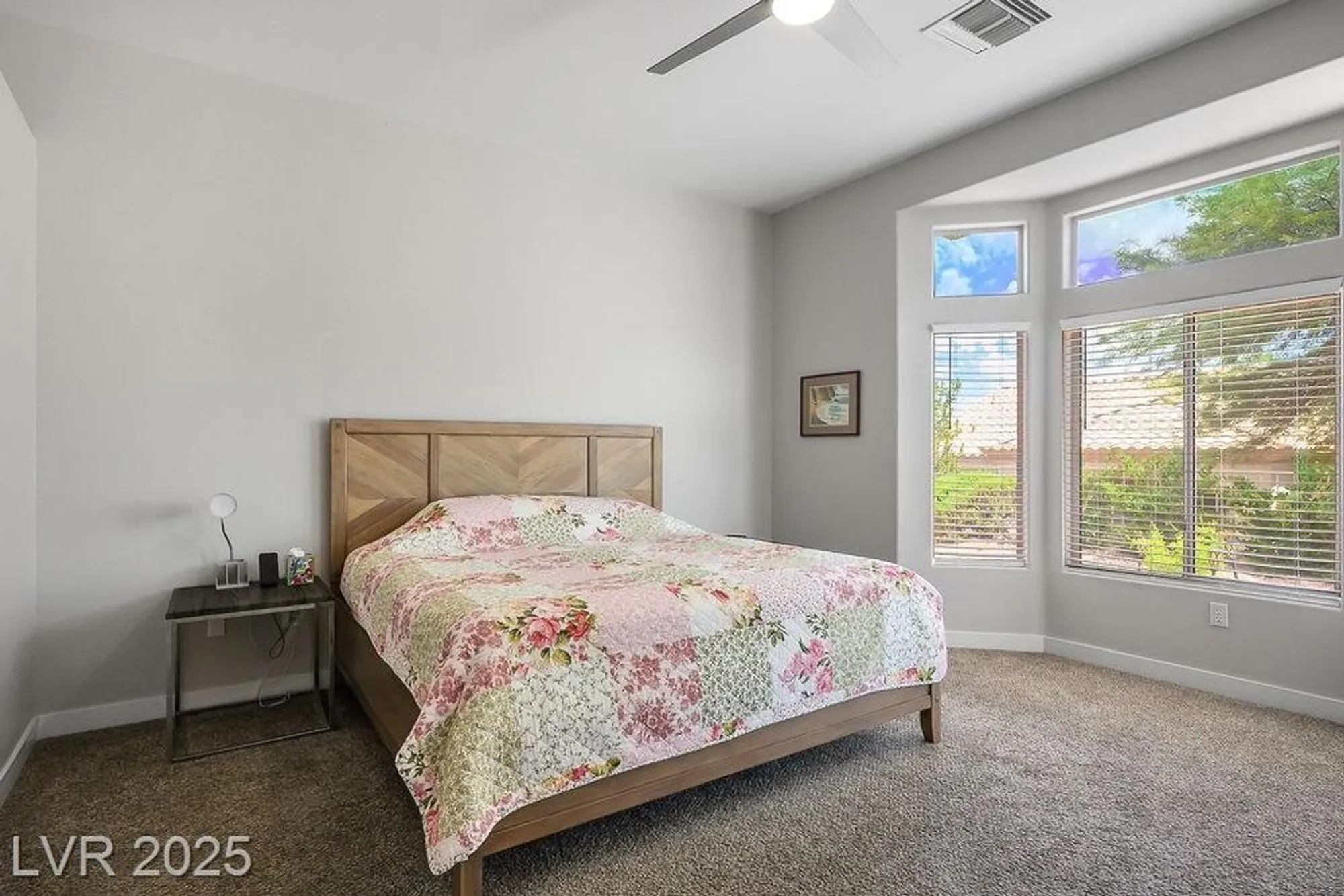 Property Slideshow image 16 of 80 | 2620 hanging rock dr, Las Vegas, NV, 89134