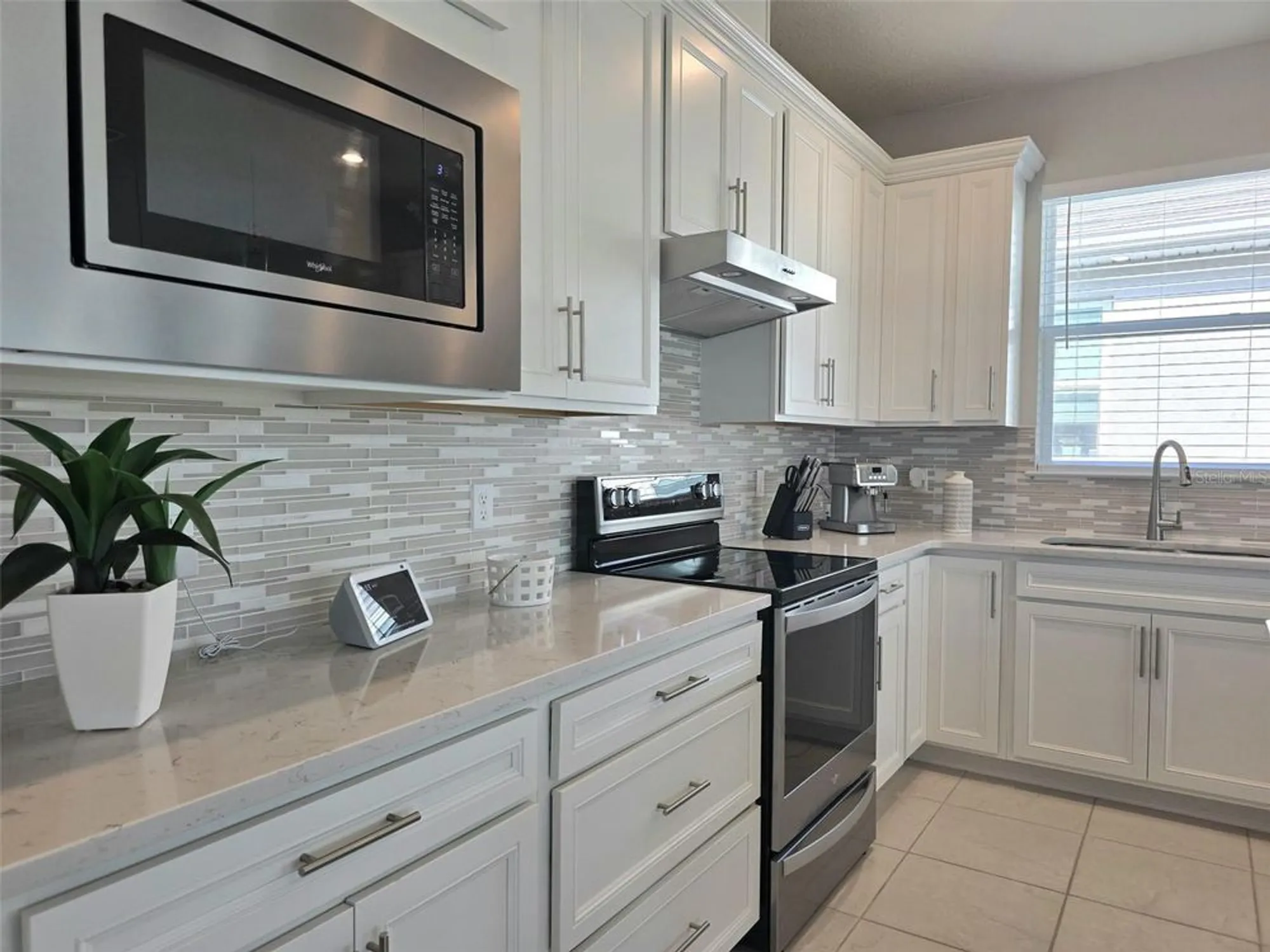Property Slideshow image 10 of 42 | 1973 spring shower cir, Kissimmee, FL, 34744