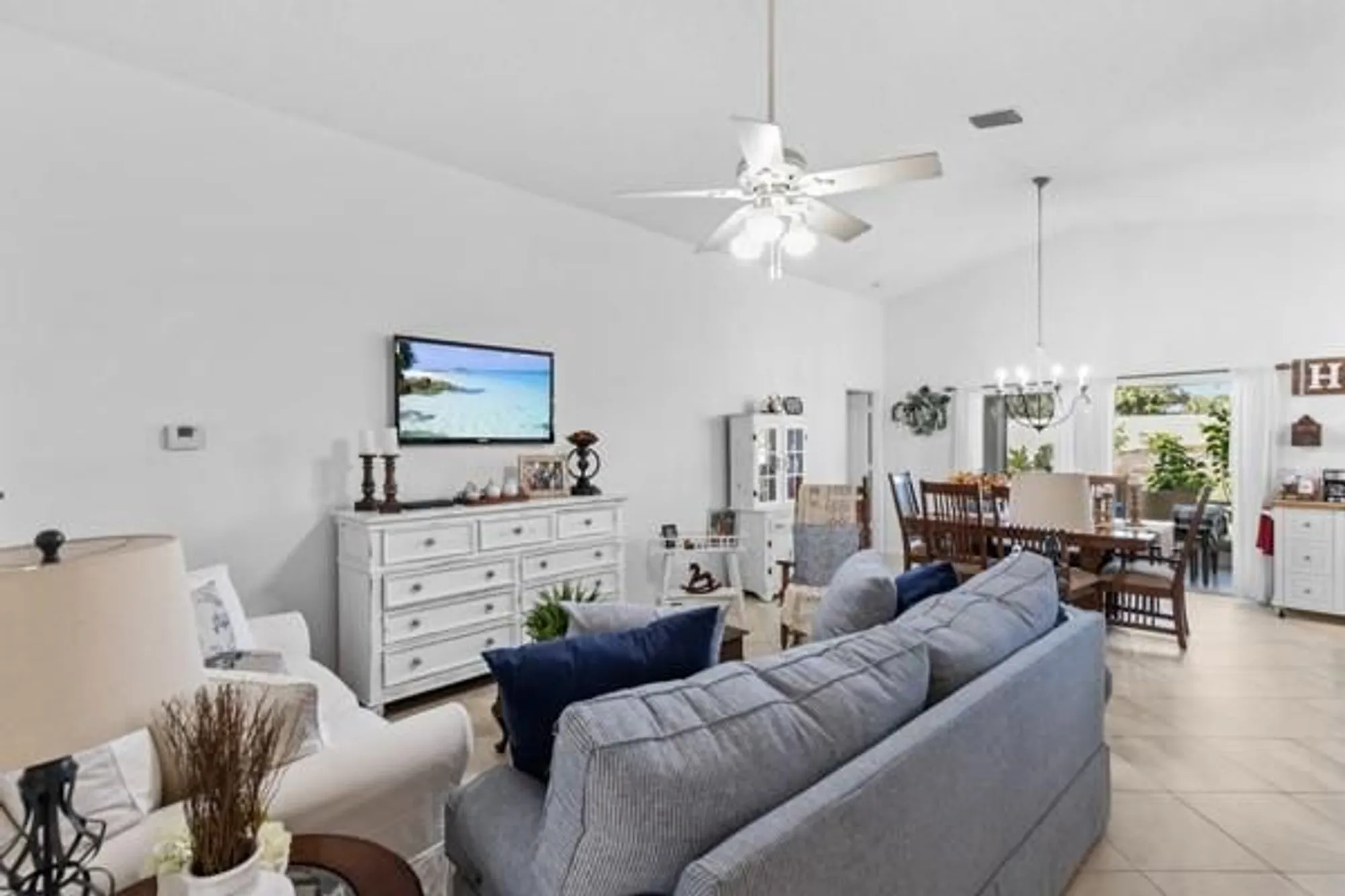 Property Slideshow image 4 of 25 | 304 sw north shore blvd, Port Saint Lucie, FL, 34986