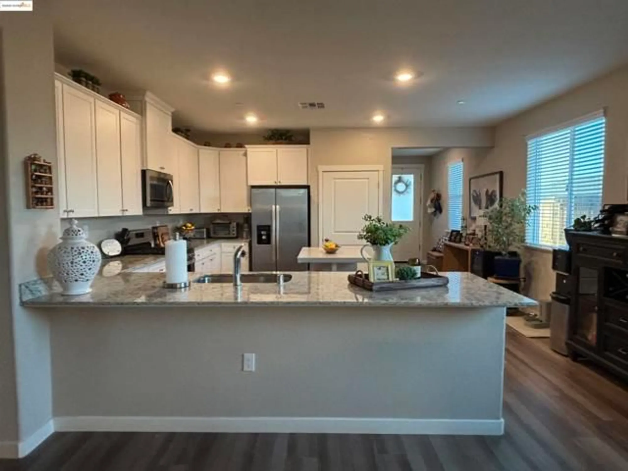 Property Slideshow image 6 of 45 | 2107 lavender pl, Rio Vista, CA, 94571