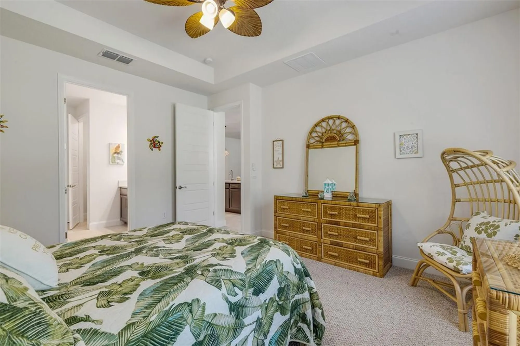 Property Slideshow image 38 of 91 | 2885 monaghan dr, Ormond Beach, FL, 32174