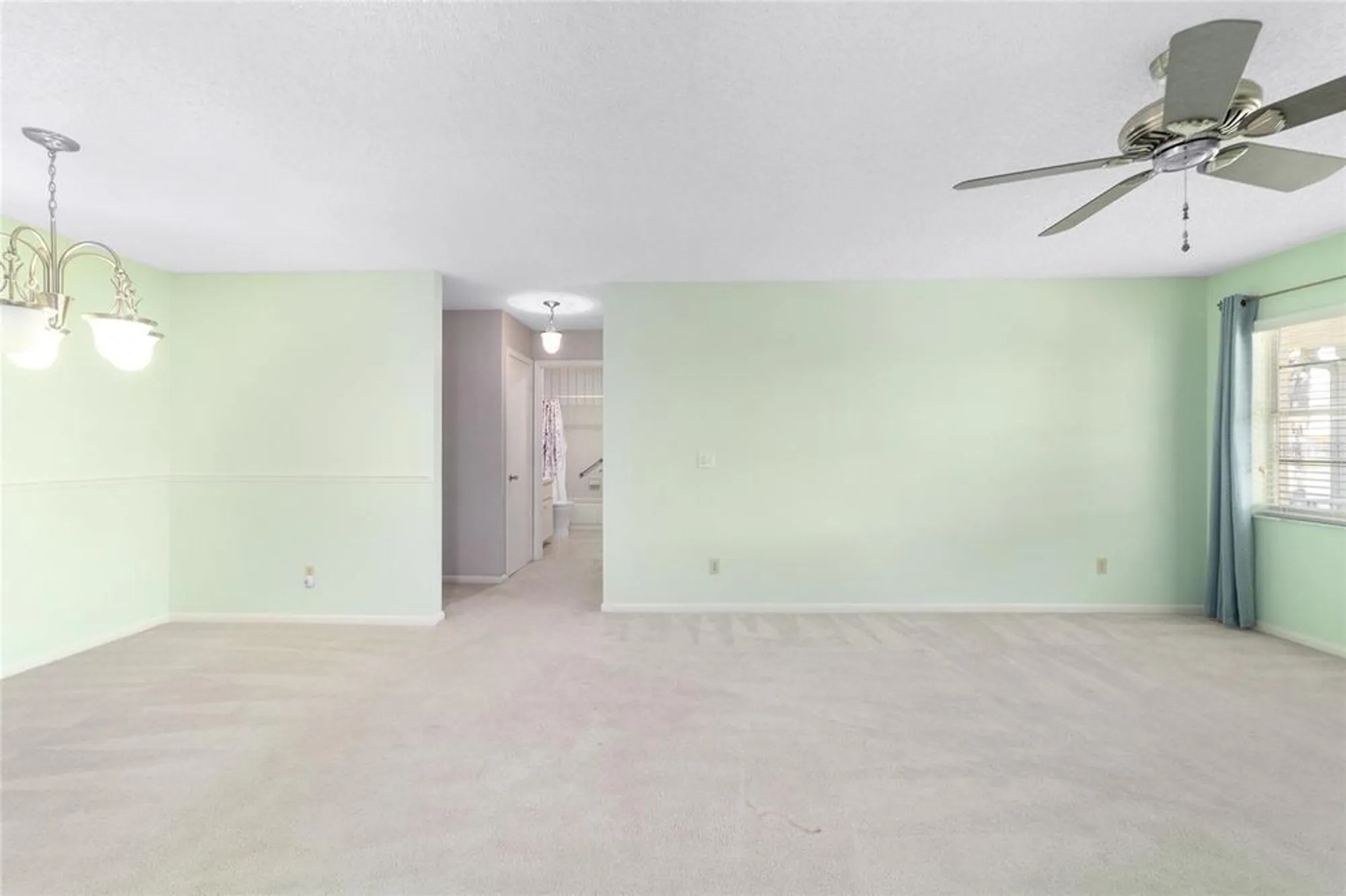 Property Slideshow image 16 of 51 | 8530 sw 90th st c, Ocala, FL, 34481