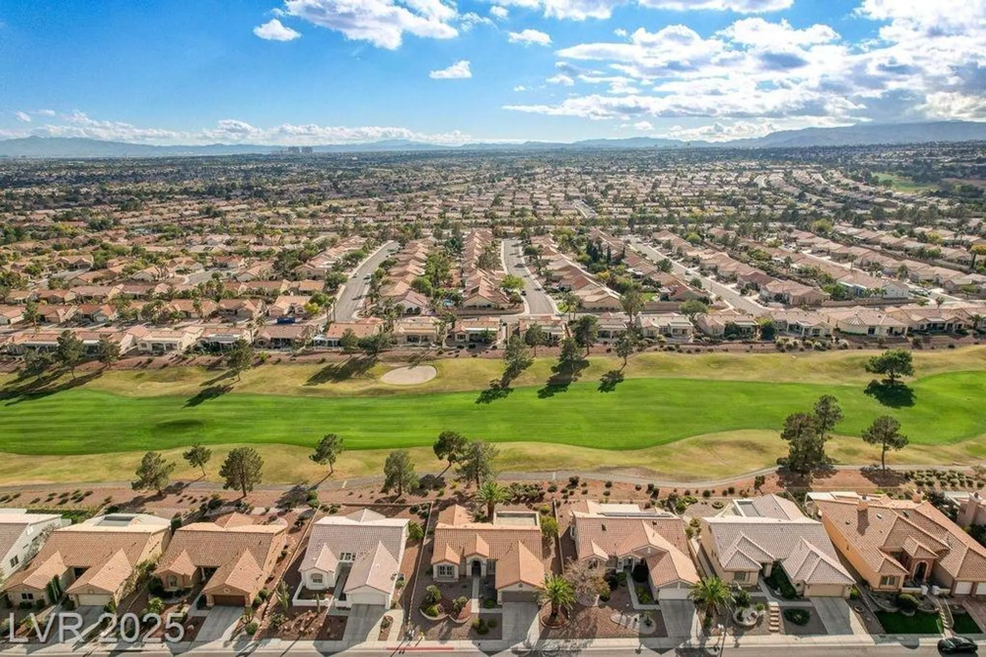 Property Slideshow image 9 of 43 | 9937 villa ridge dr, Las Vegas, NV, 89134