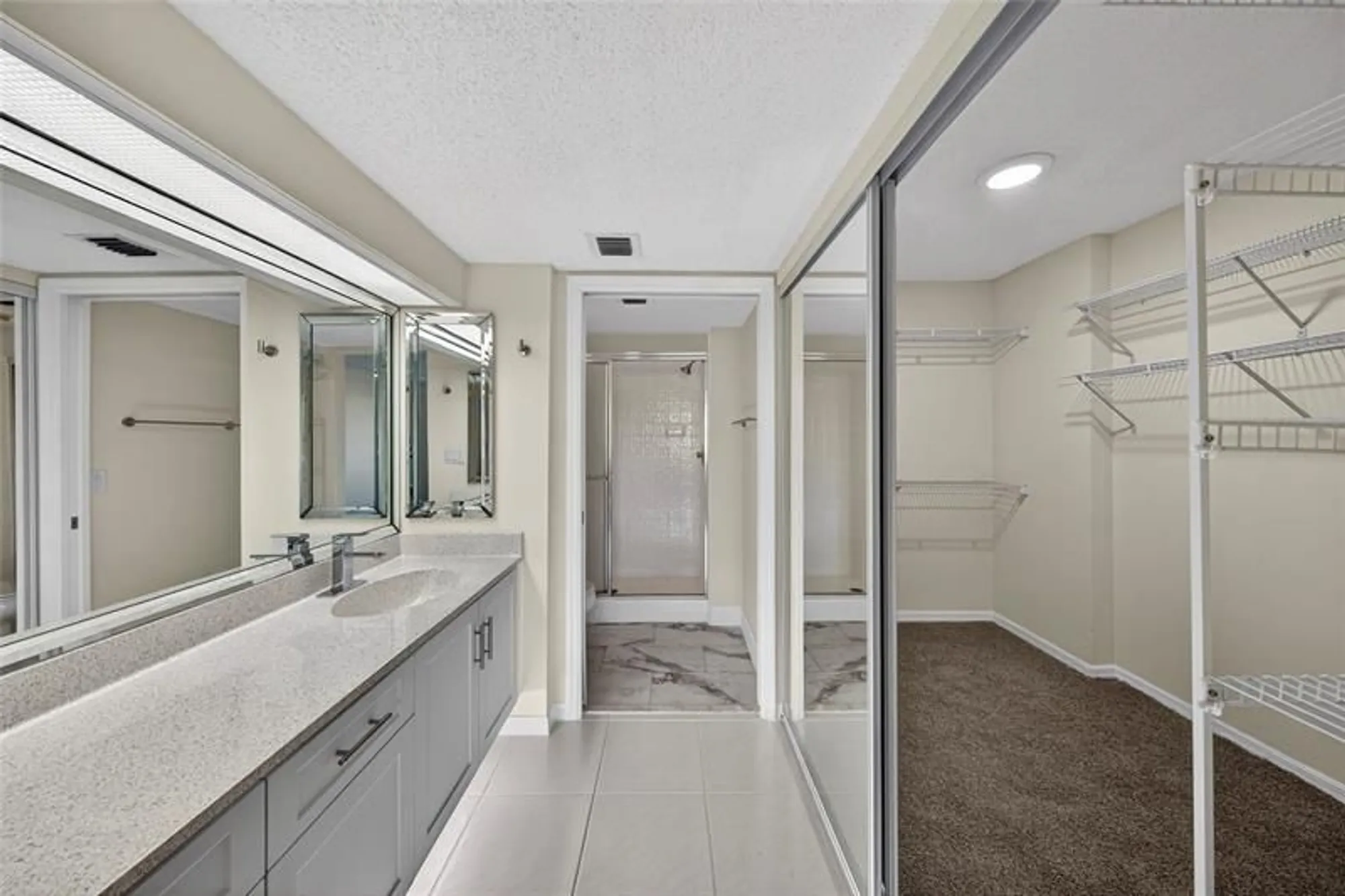 Property Slideshow image 8 of 39 | 7882 trent dr 310, Tamarac, FL, 33321