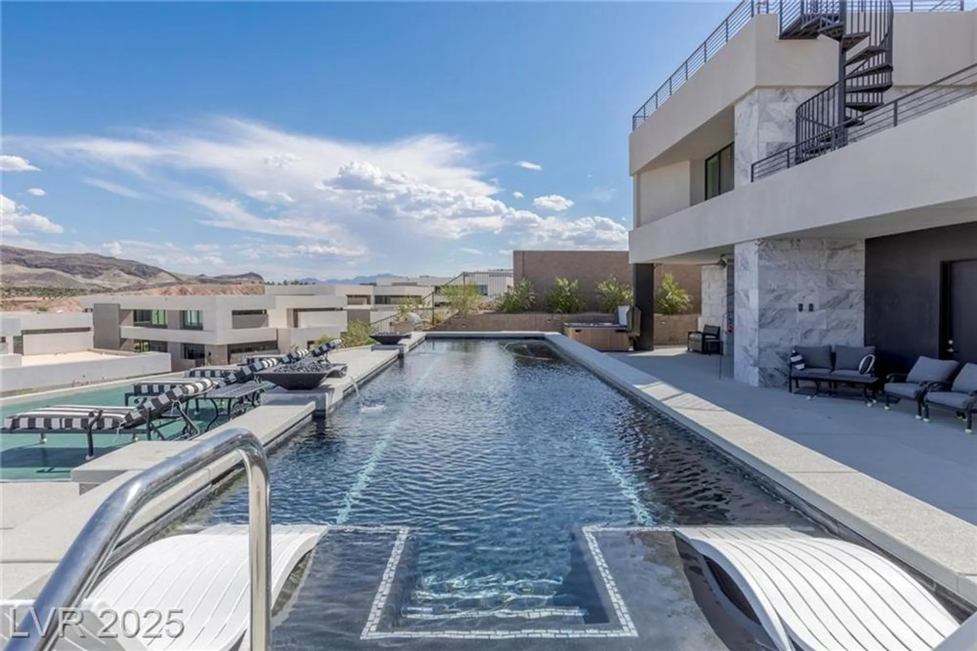 Property Slideshow image 54 of 85 | 53 falling ridge ln, Henderson, NV, 89011