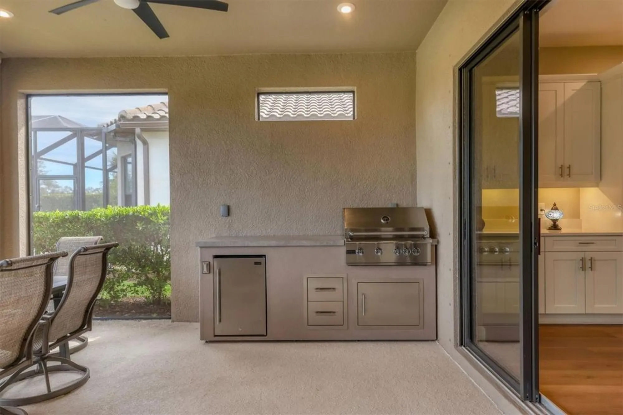Property Slideshow image 30 of 71 | 10238 morning mist ln, Sarasota, FL, 34241