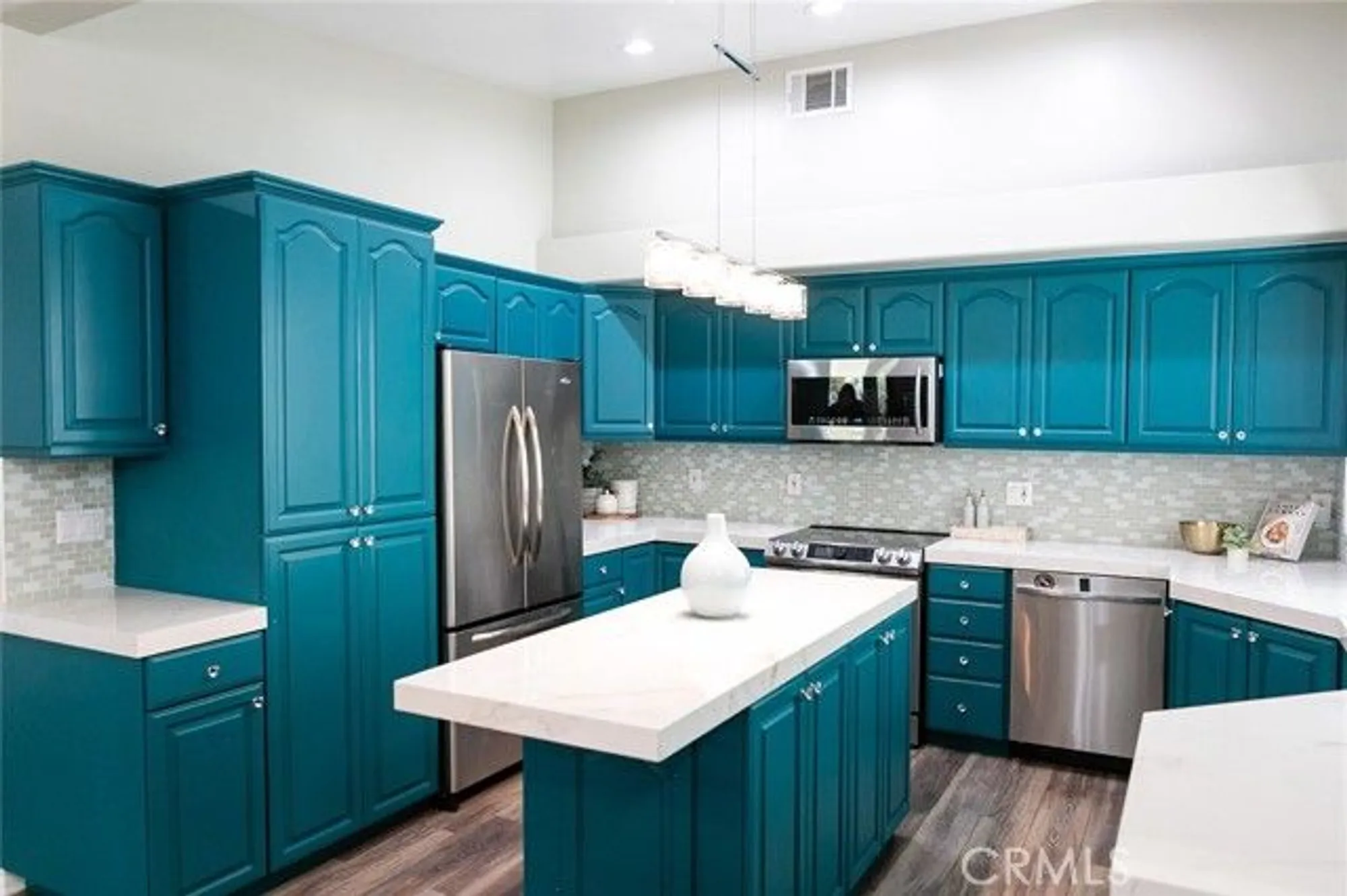 Property Slideshow image 12 of 31 | 1790 sunningdale rd apt 15g, Seal Beach, CA, 90740