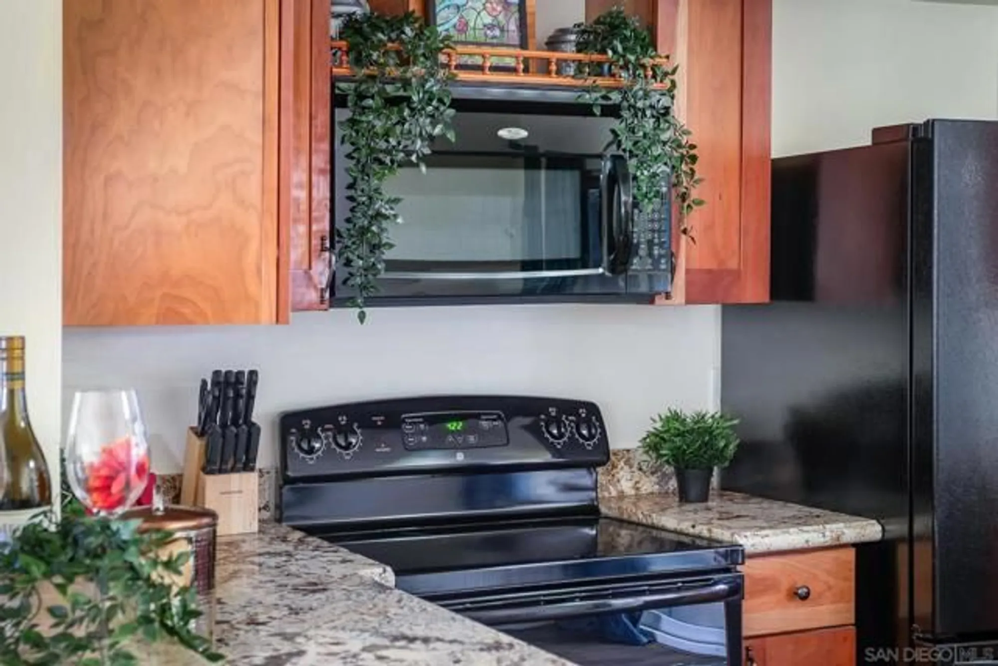 Property Slideshow image 5 of 24 | 3577 pear blossom ave, Oceanside, CA, 92057