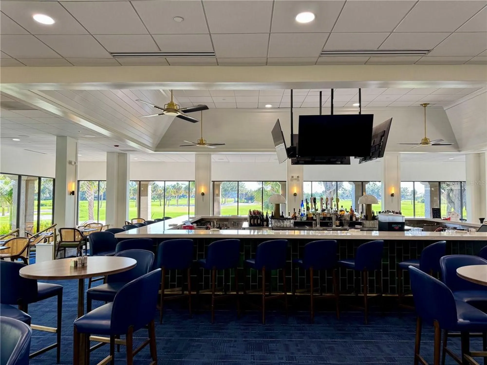 Property Slideshow image 55 of 73 | 1 curacao cir 44, Englewood, FL, 34223