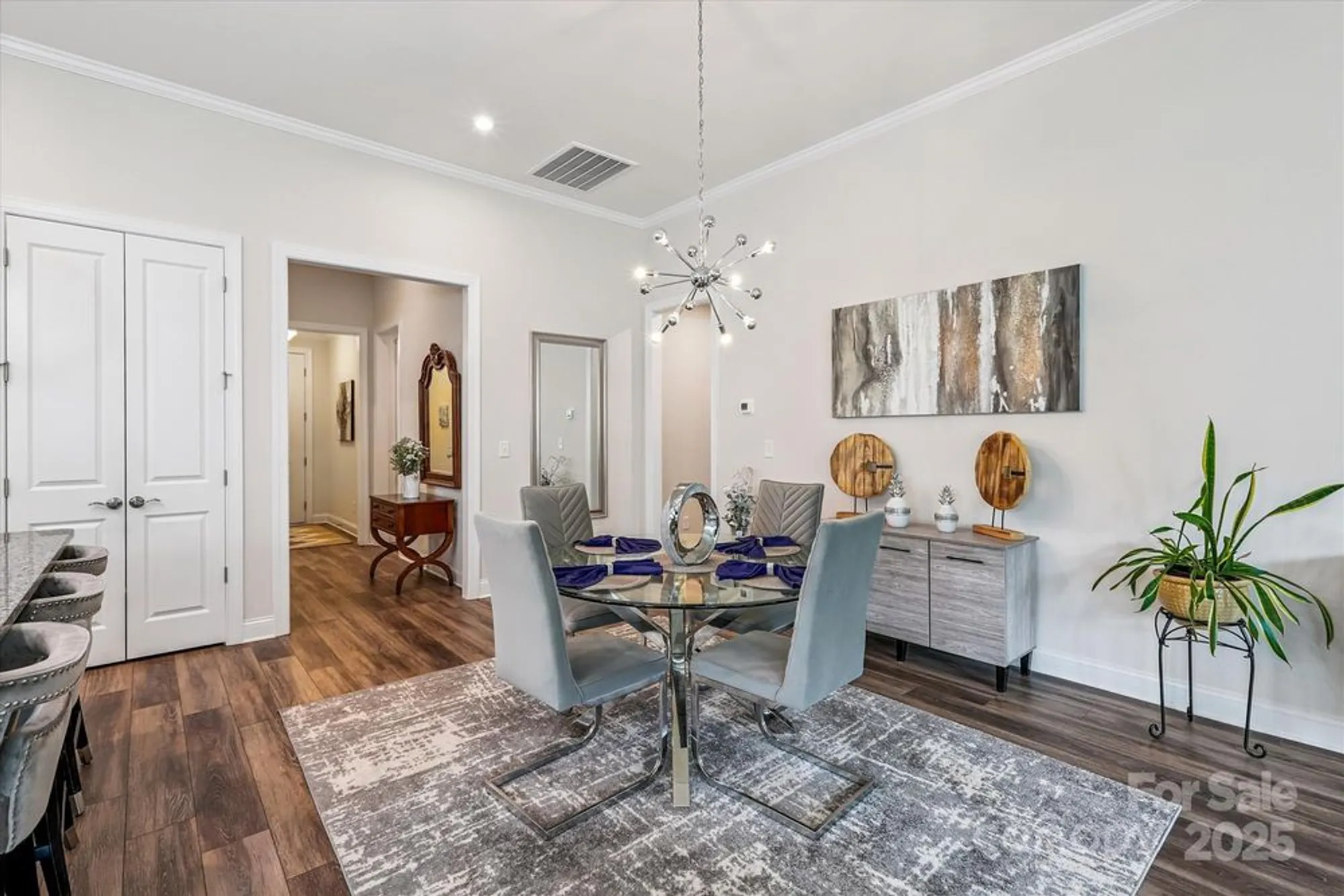 Property Slideshow image 15 of 36 | 10400 superb ln, Charlotte, NC, 28215