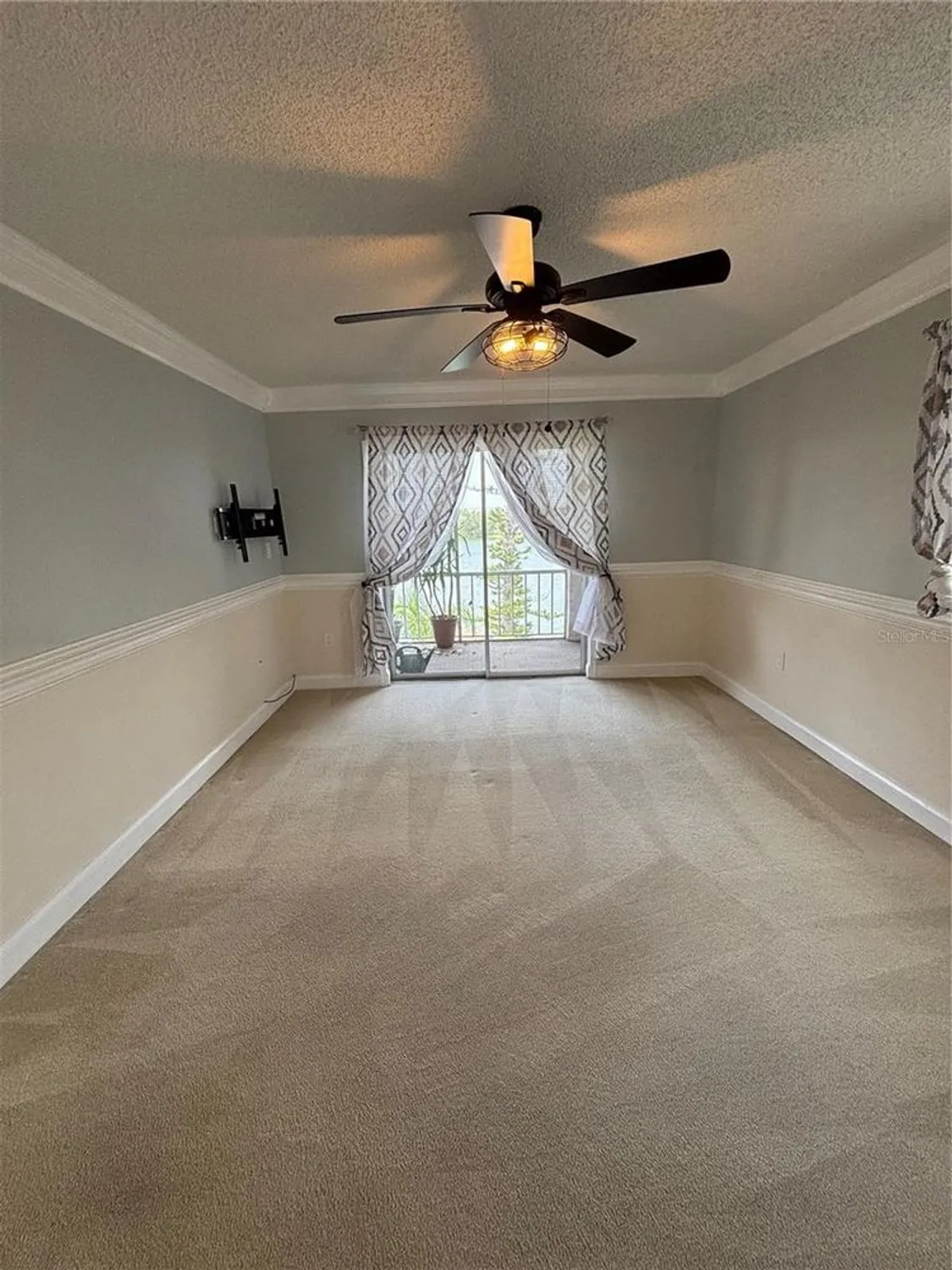 Property Slideshow image 8 of 22 | 3951 lake bayshore dr f408, Bradenton, FL, 34205