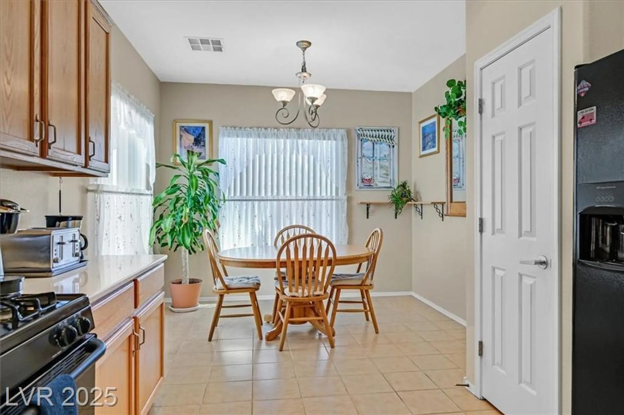 Property Slideshow image 11 of 40 | 2091 waterton rivers dr, Henderson, NV, 89044
