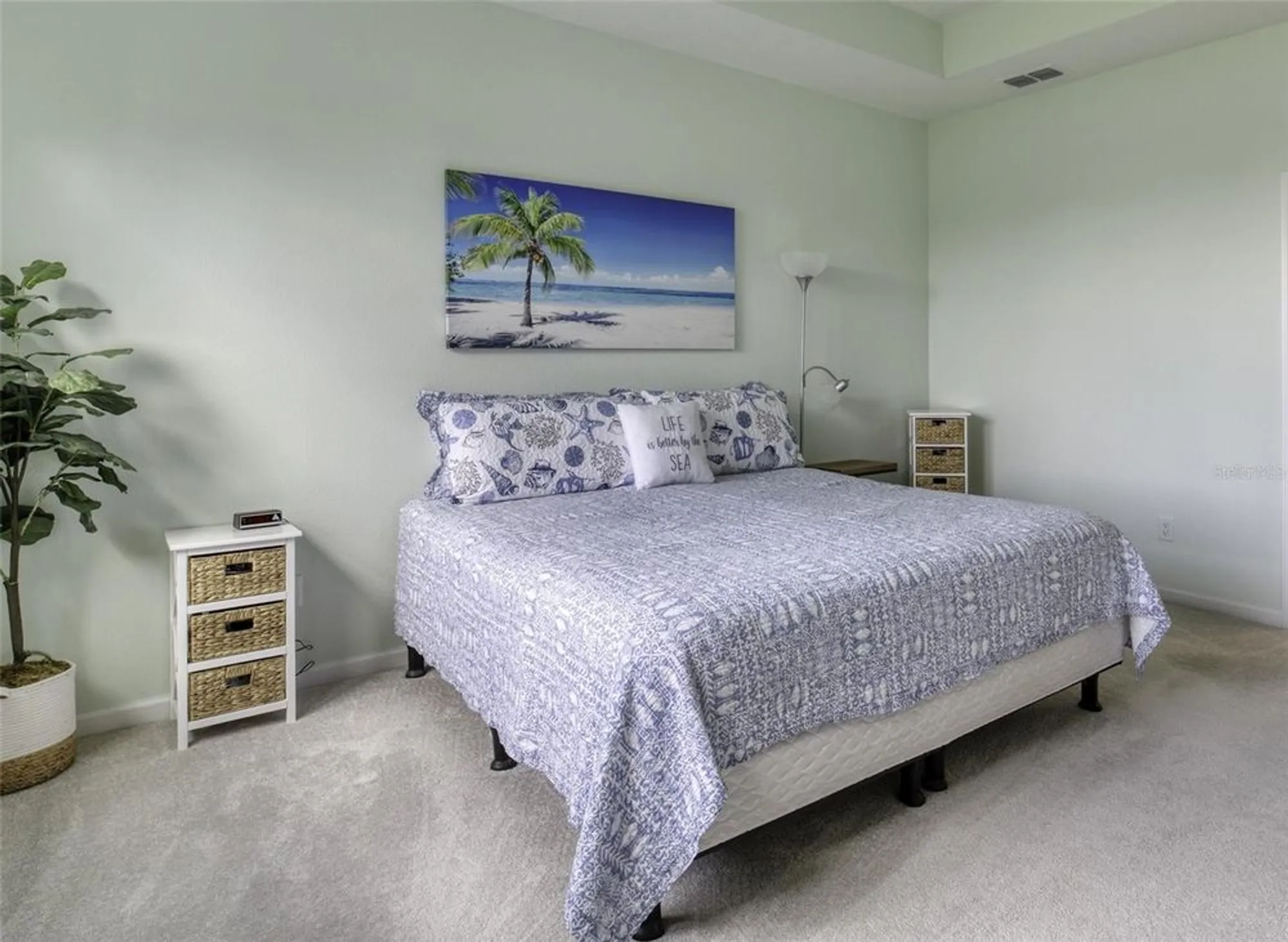 Property Slideshow image 19 of 50 | 213 cheeseburger dr, Daytona Beach, FL, 32124