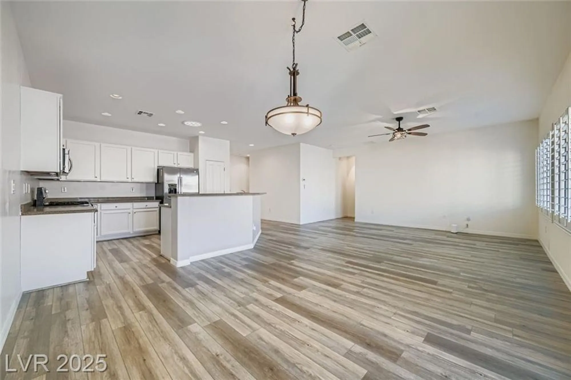Property Slideshow image 5 of 33 | 3220 flinthead dr, North Las Vegas, NV, 89084