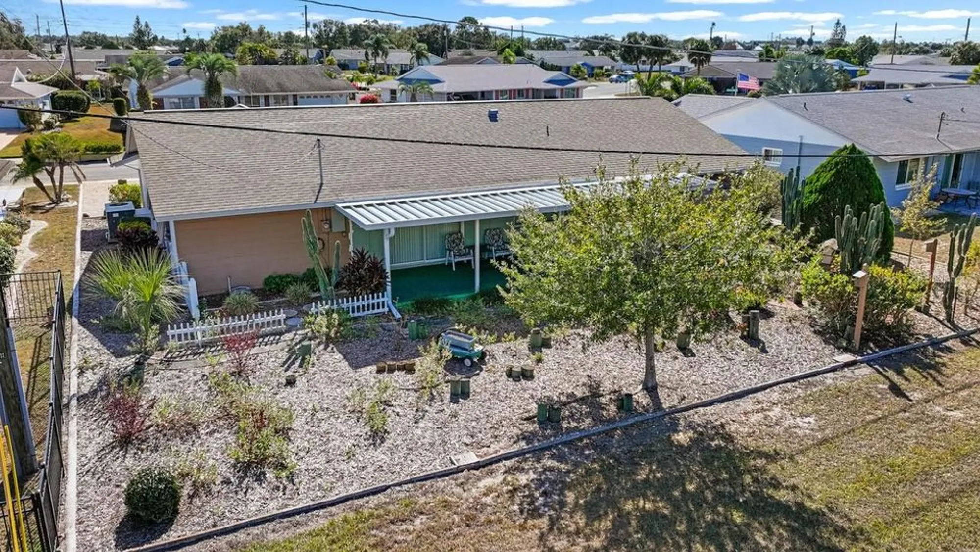 Property Slideshow image 58 of 80 | 829 fox hills dr, Sun City Center, FL, 33573