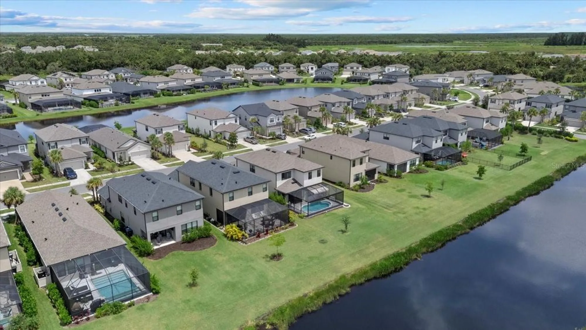 Property Slideshow image 41 of 71 | 10117 milky way cir, Sarasota, FL, 34241