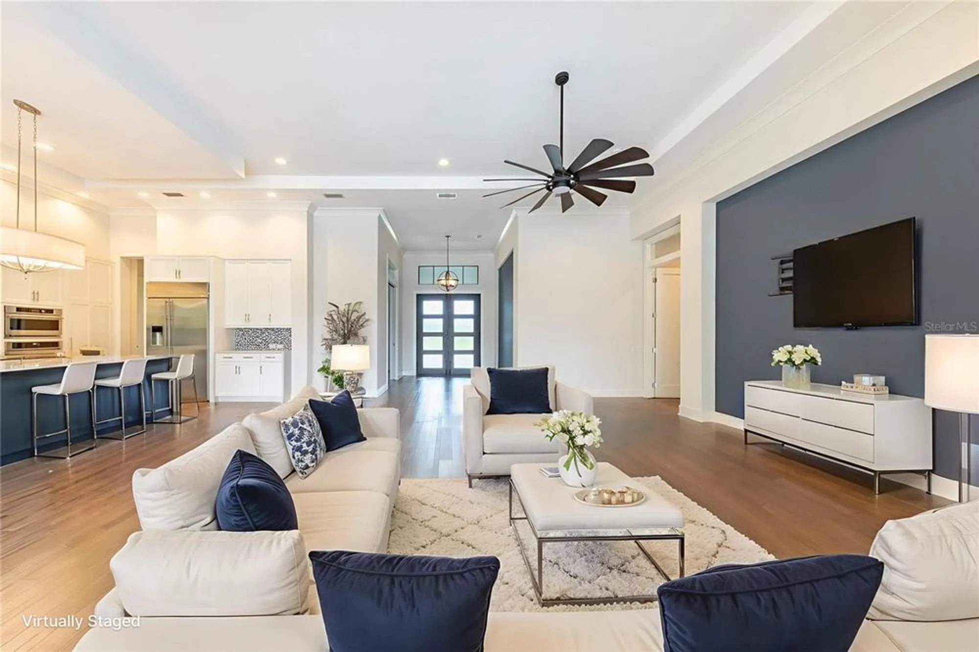 Property Slideshow image 18 of 63 | 5408 greenbrook dr, Sarasota, FL, 34238