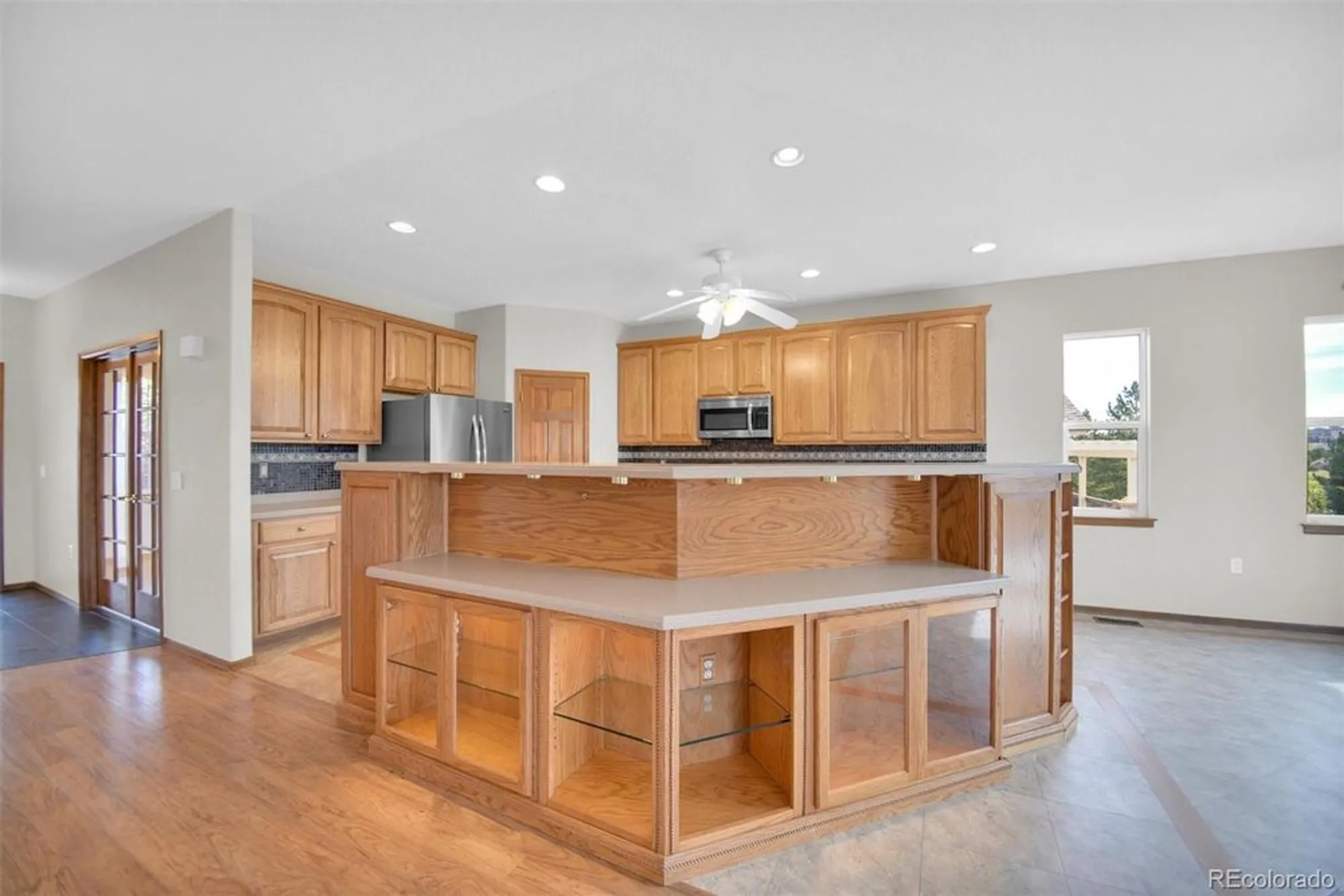Property Slideshow image 12 of 34 | 23464 e heritage pkwy, Aurora, CO, 80016