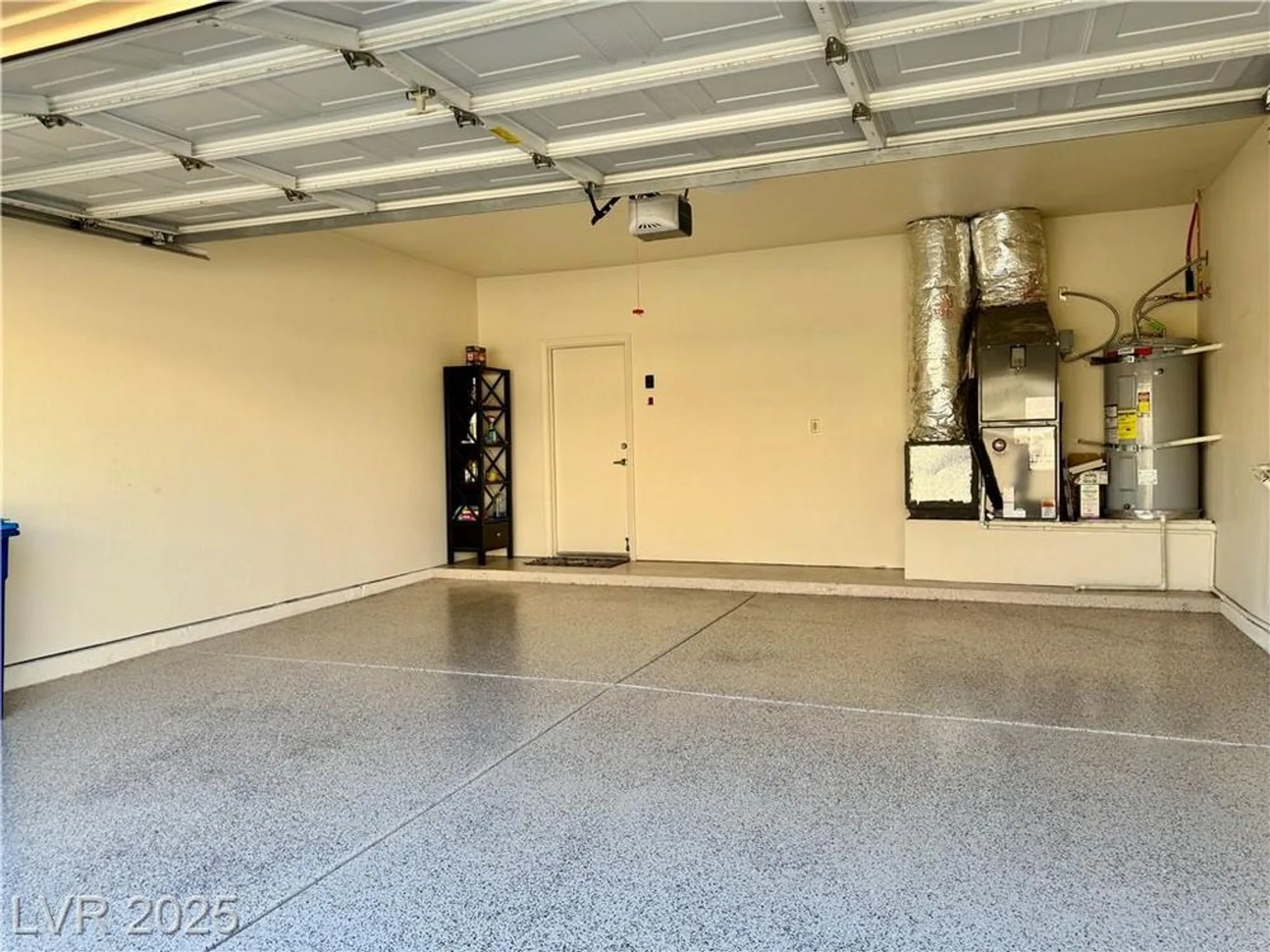 Property Slideshow image 23 of 29 | 421 wonderstone dr, Las Vegas, NV, 89107