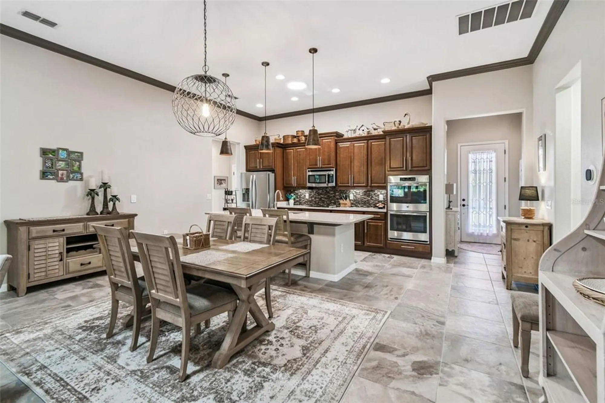 Property Slideshow image 23 of 72 | 514 san joaquin rd, Poinciana, FL, 34759