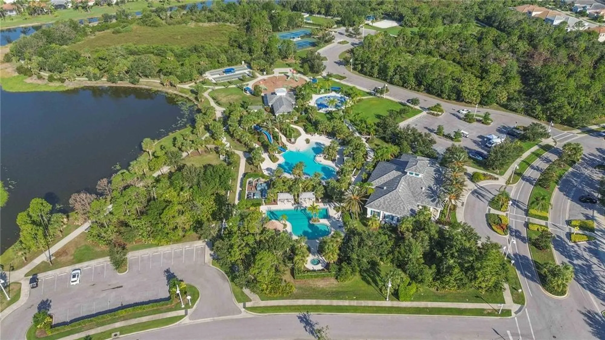 Property Slideshow image 59 of 70 | 12252 stuart dr, Venice, FL, 34293