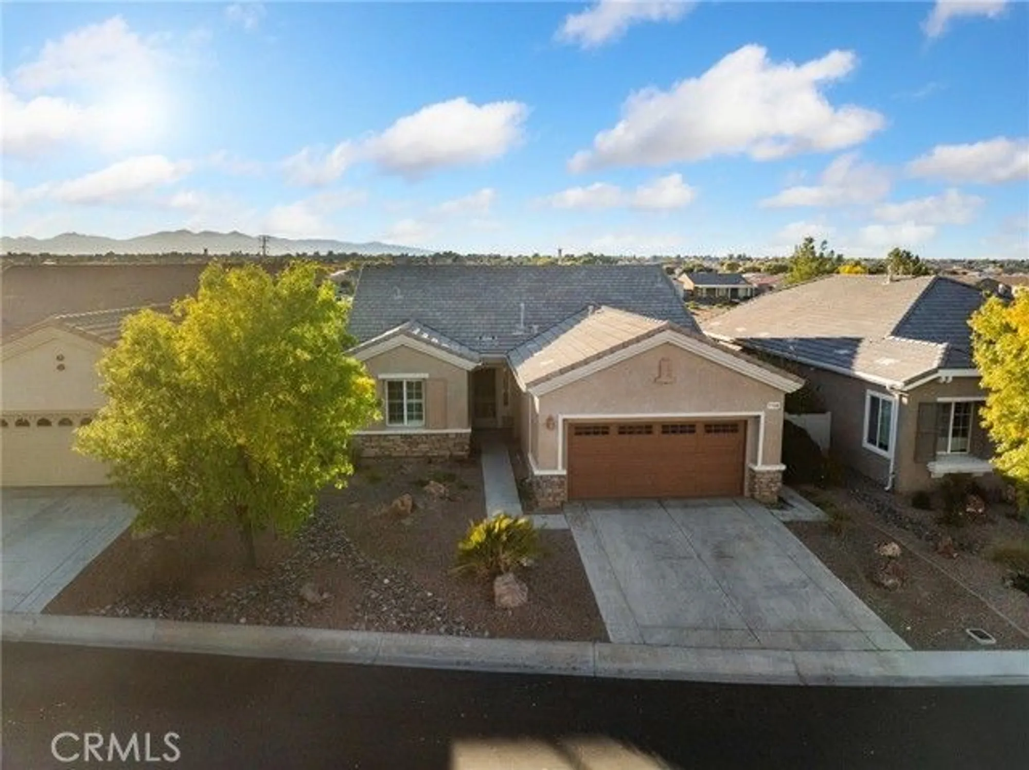 Property Slideshow image 7 of 52 | 10446 bridge haven rd, Apple Valley, CA, 92308