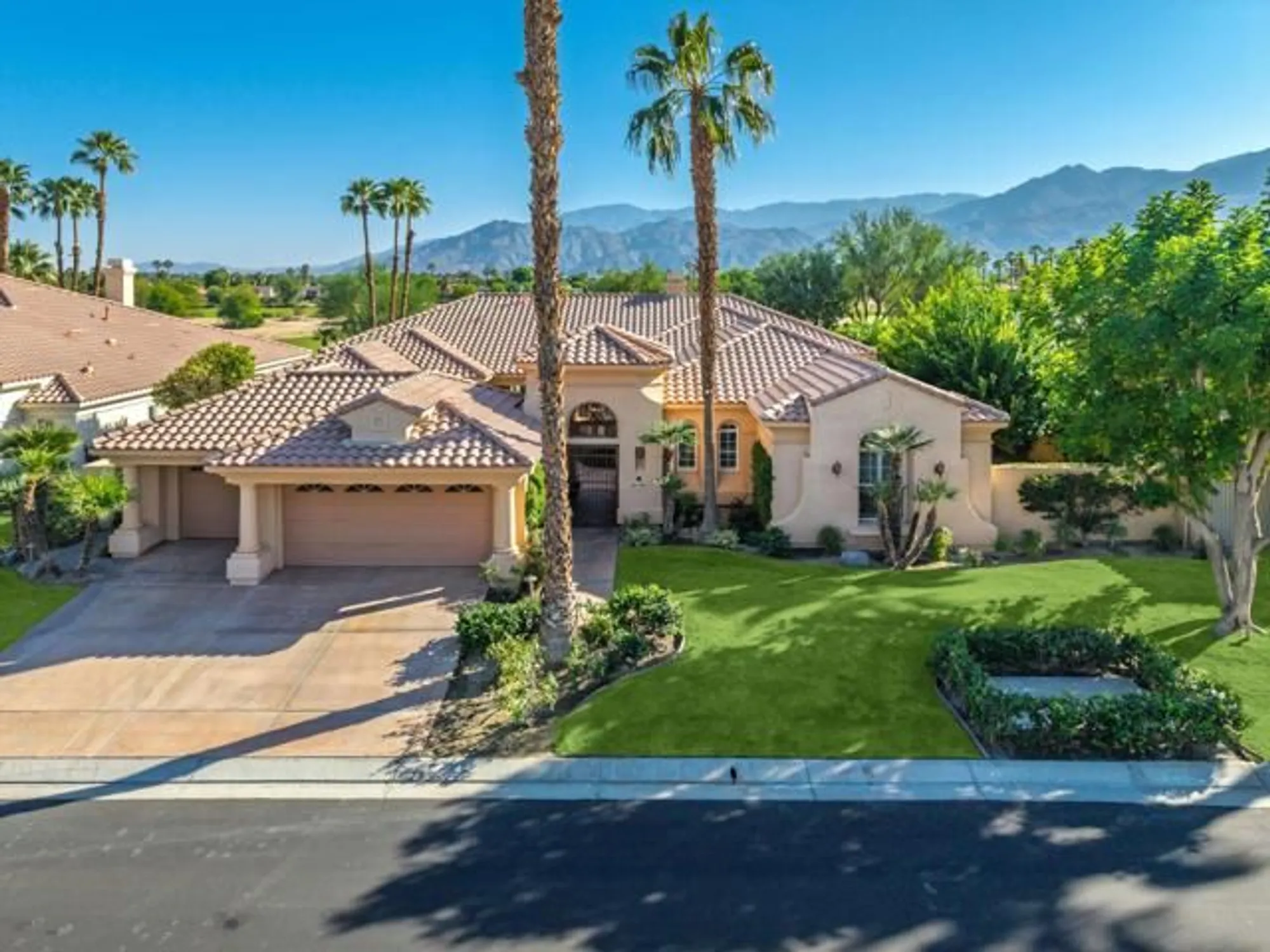 Property Slideshow image 2 of 47 | 81205 kingston heath, La Quinta, CA, 92253