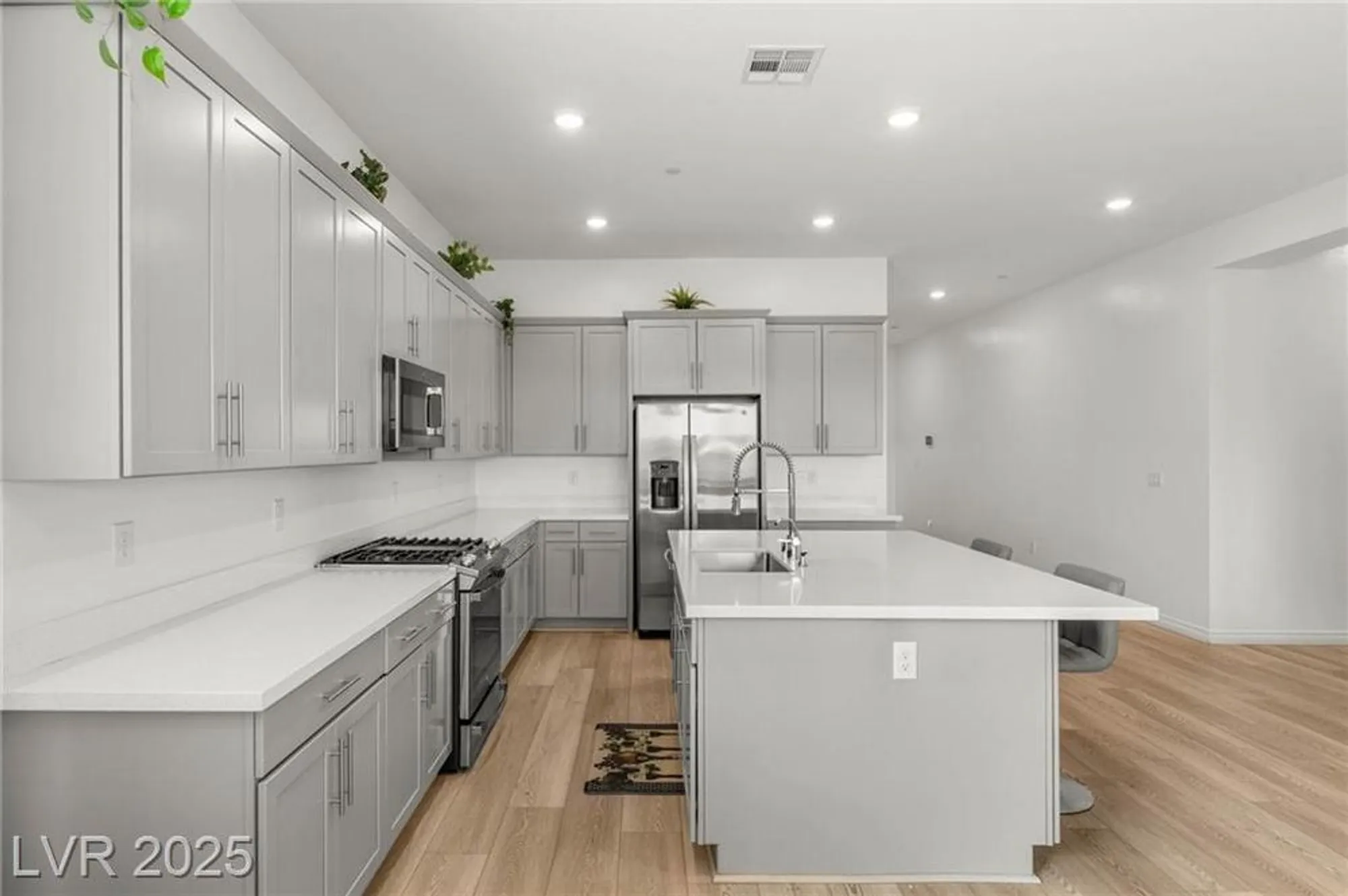 Property Slideshow image 9 of 42 | 116 juliette pointe ln, Henderson, NV, 89011