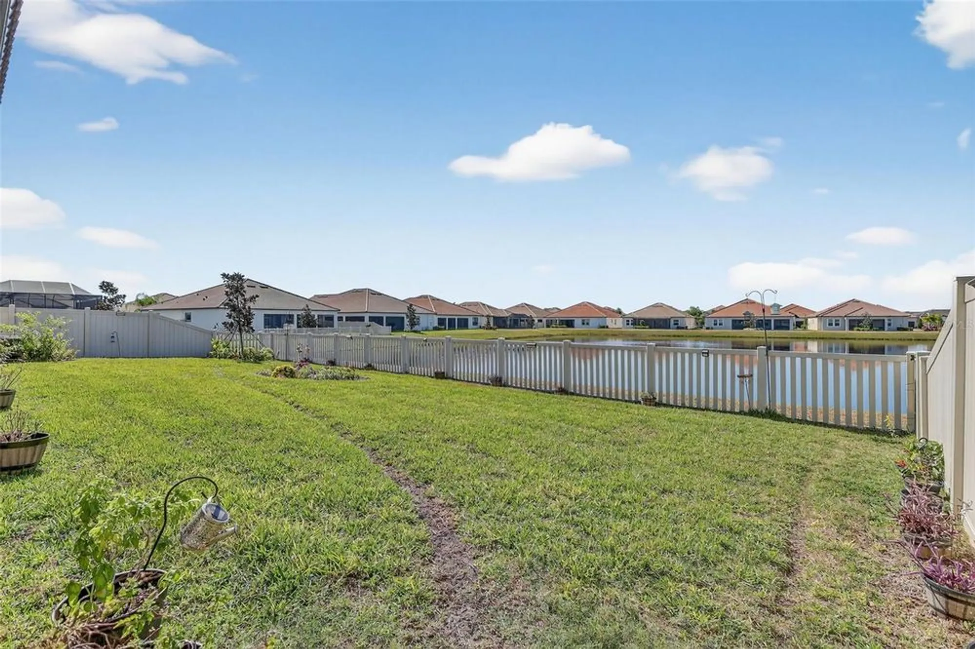 Property Slideshow image 33 of 60 | 17109 star banks st, Wimauma, FL, 33598
