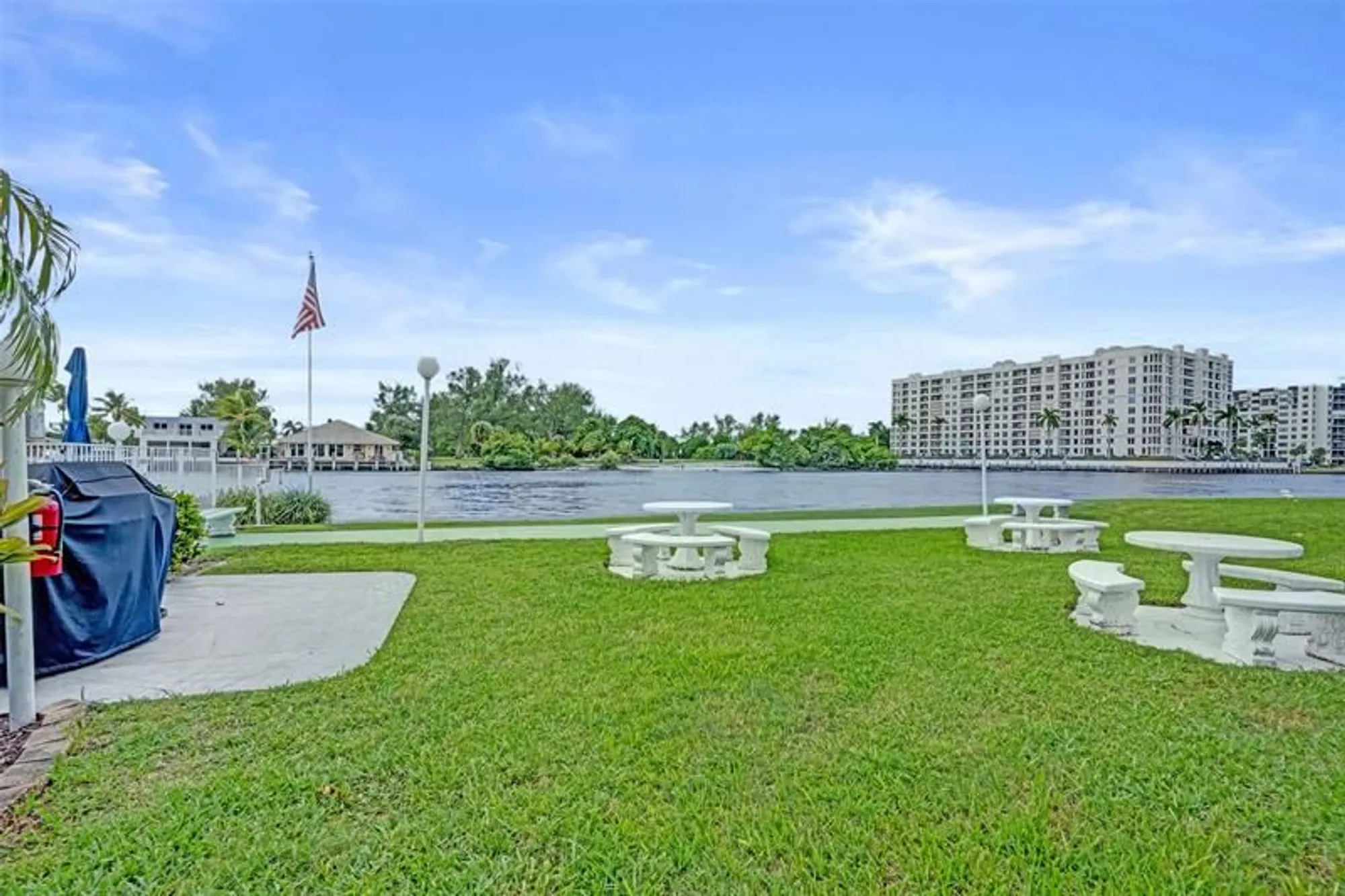 Property Slideshow image 42 of 49 | 1001 n riverside dr 304, Pompano Beach, FL, 33062