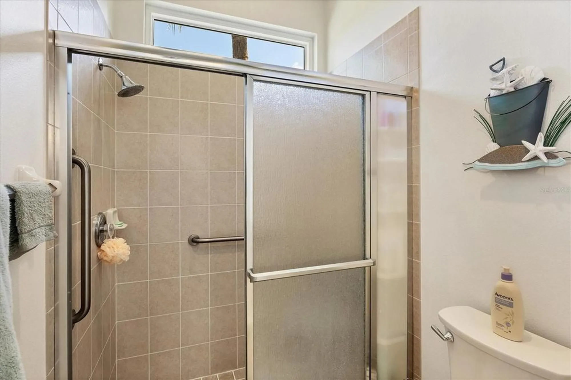 Property Slideshow image 23 of 70 | 3337 pine shadow cir, North Port, FL, 34287