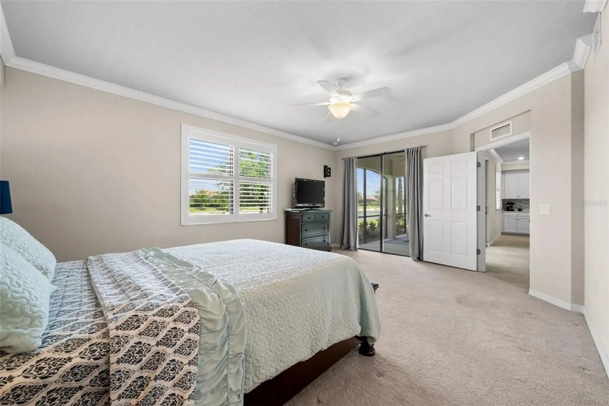 Property Slideshow image 20 of 46 | 17270 cherrywood ct 5904, Bonita Springs, FL, 34135