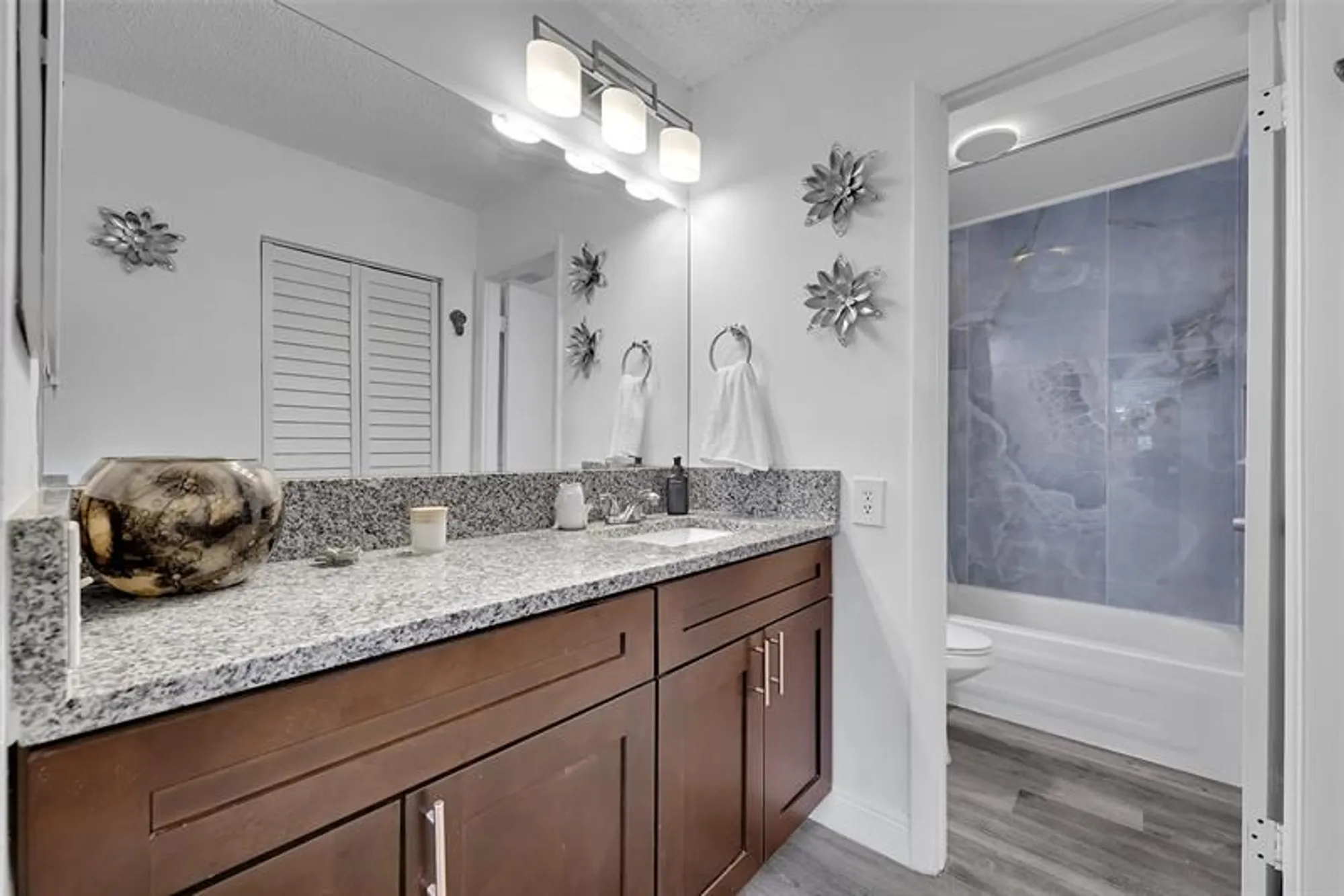 Property Slideshow image 25 of 55 | 9090 lime bay blvd apt 112, Tamarac, FL, 33321