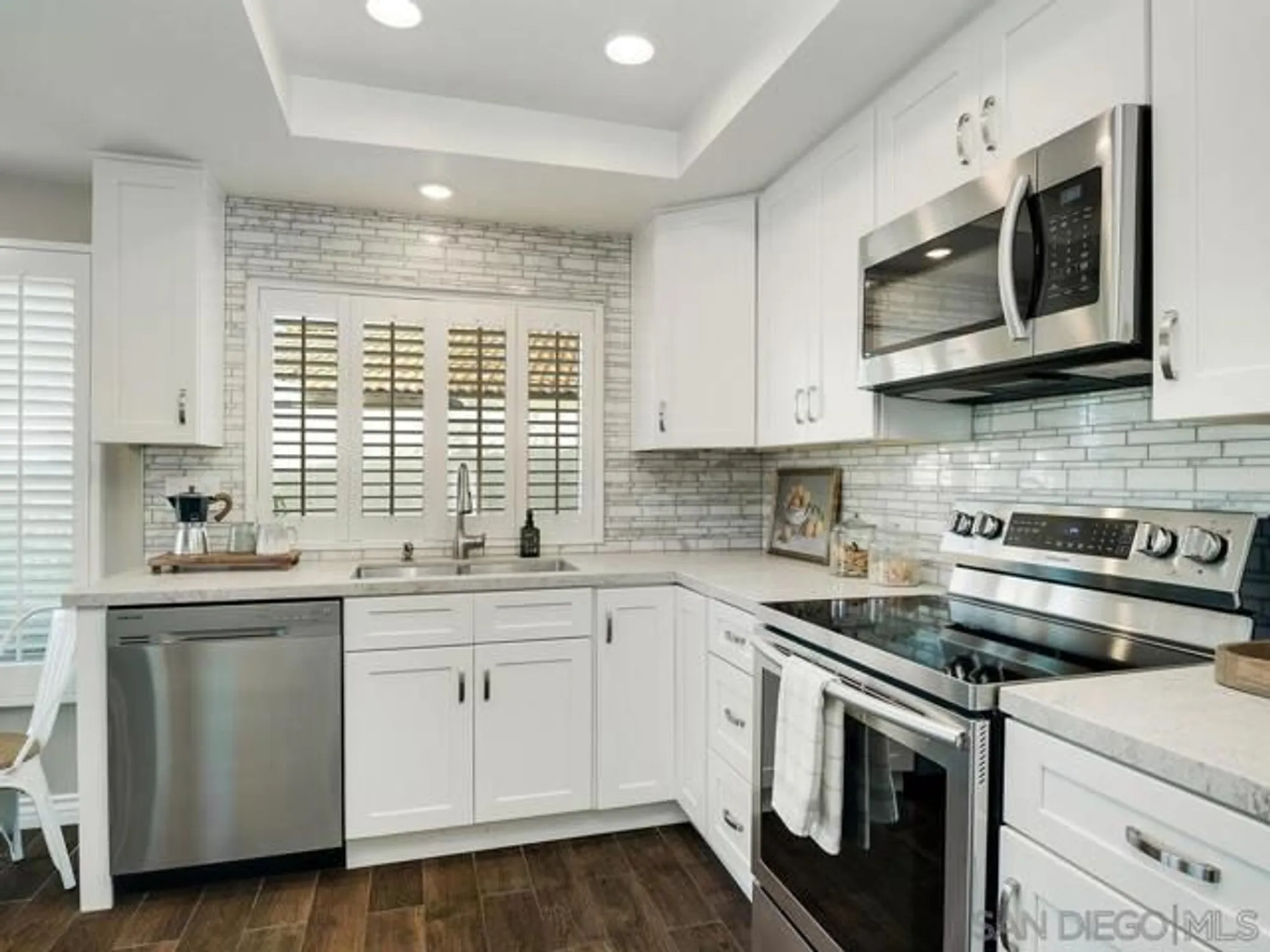 Property Slideshow image 26 of 68 | 12872 circulo dardo, San Diego, CA, 92128