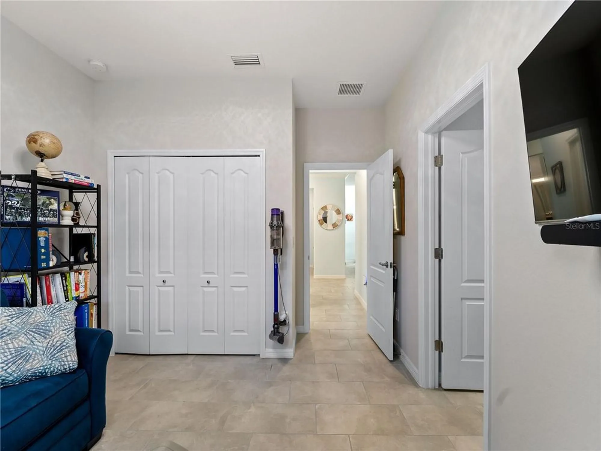 Property Slideshow image 36 of 61 | 10157 colubrina dr, Venice, FL, 34293