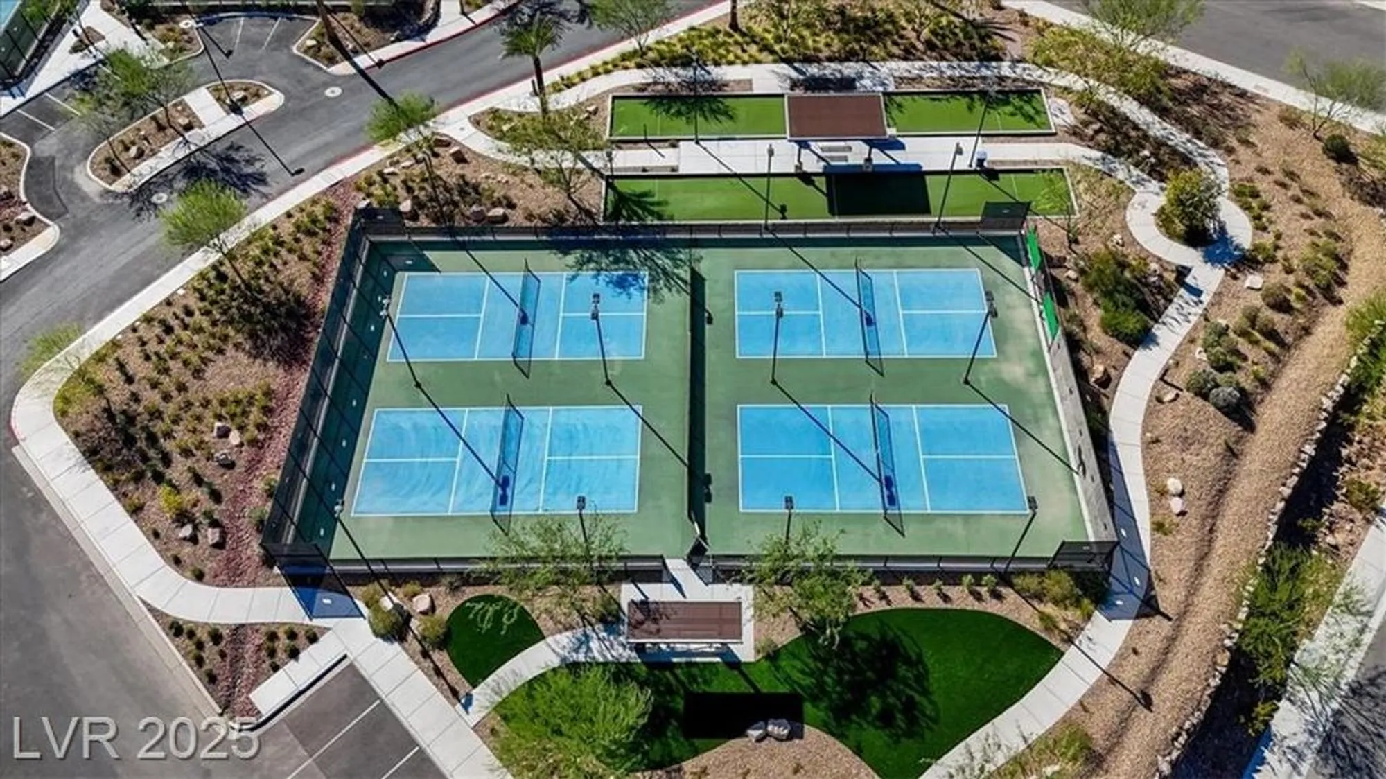 Property Slideshow image 28 of 35 | 25 stone yucca ct, Henderson, NV, 89011