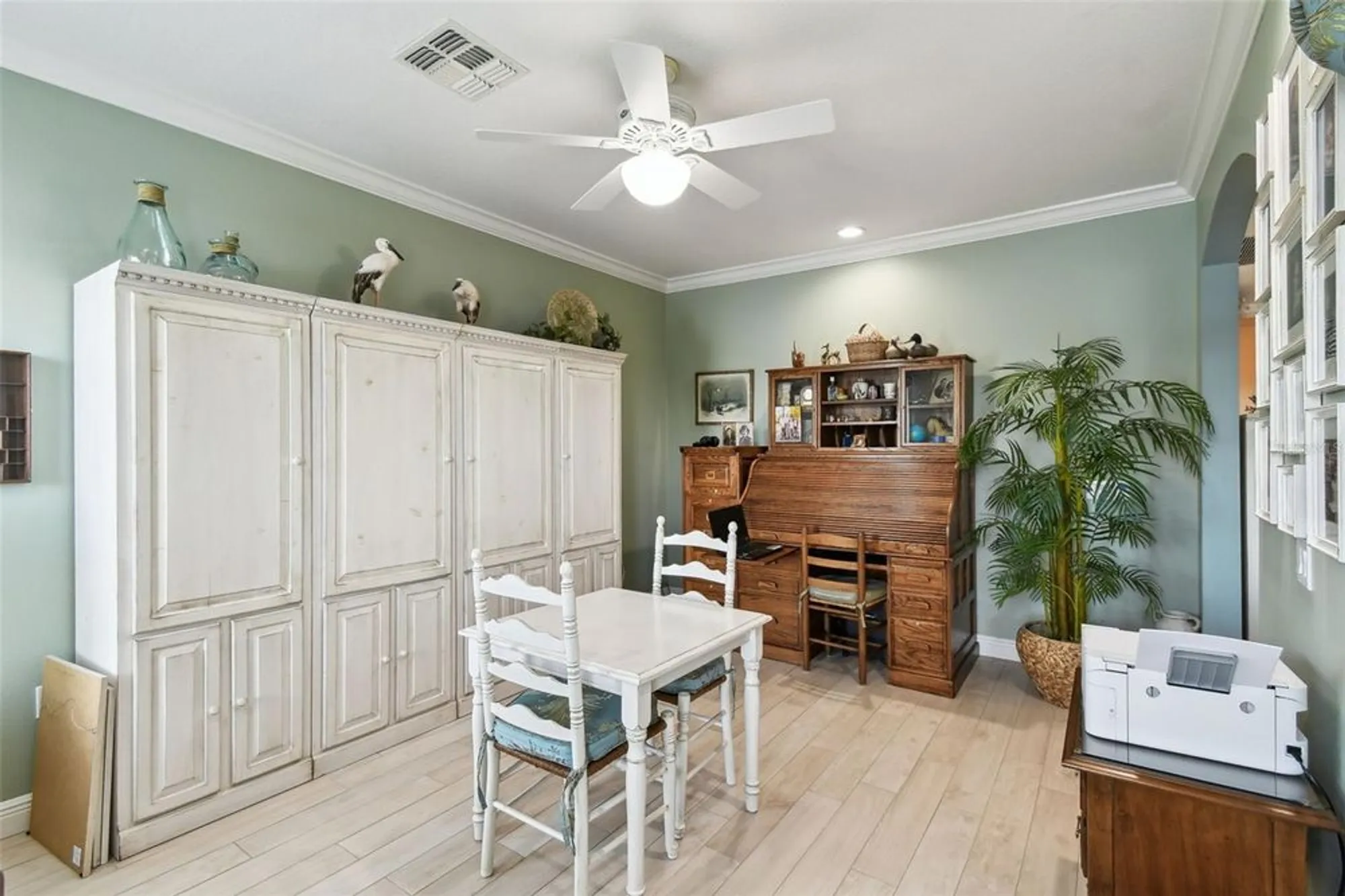 Property Slideshow image 25 of 61 | 201 largo dr, Kissimmee, FL, 34759
