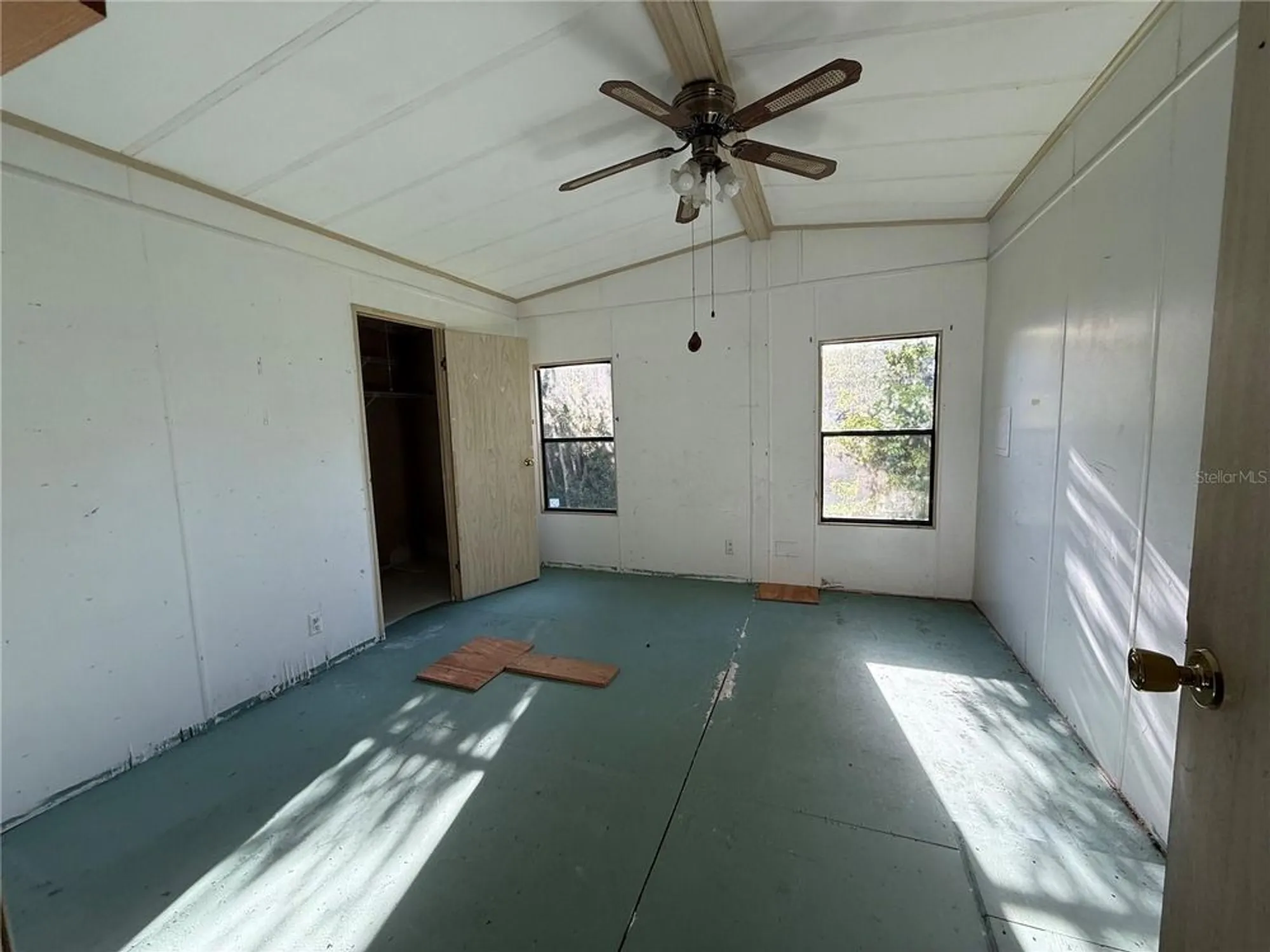 Property Slideshow image 8 of 25 | 116 cypress rd, Wildwood, FL, 34785